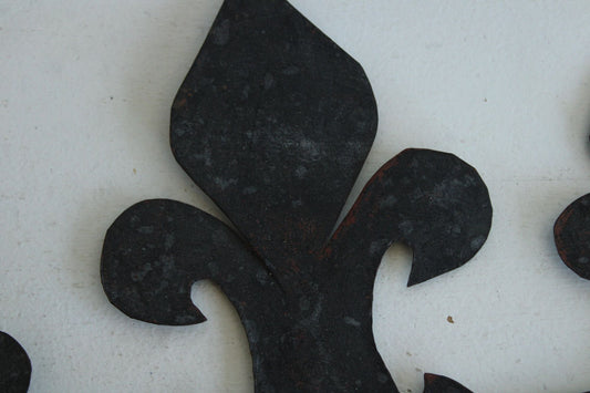 Vintage 1990s Three Black Fleur de Lis  Wrought Iron Hooks