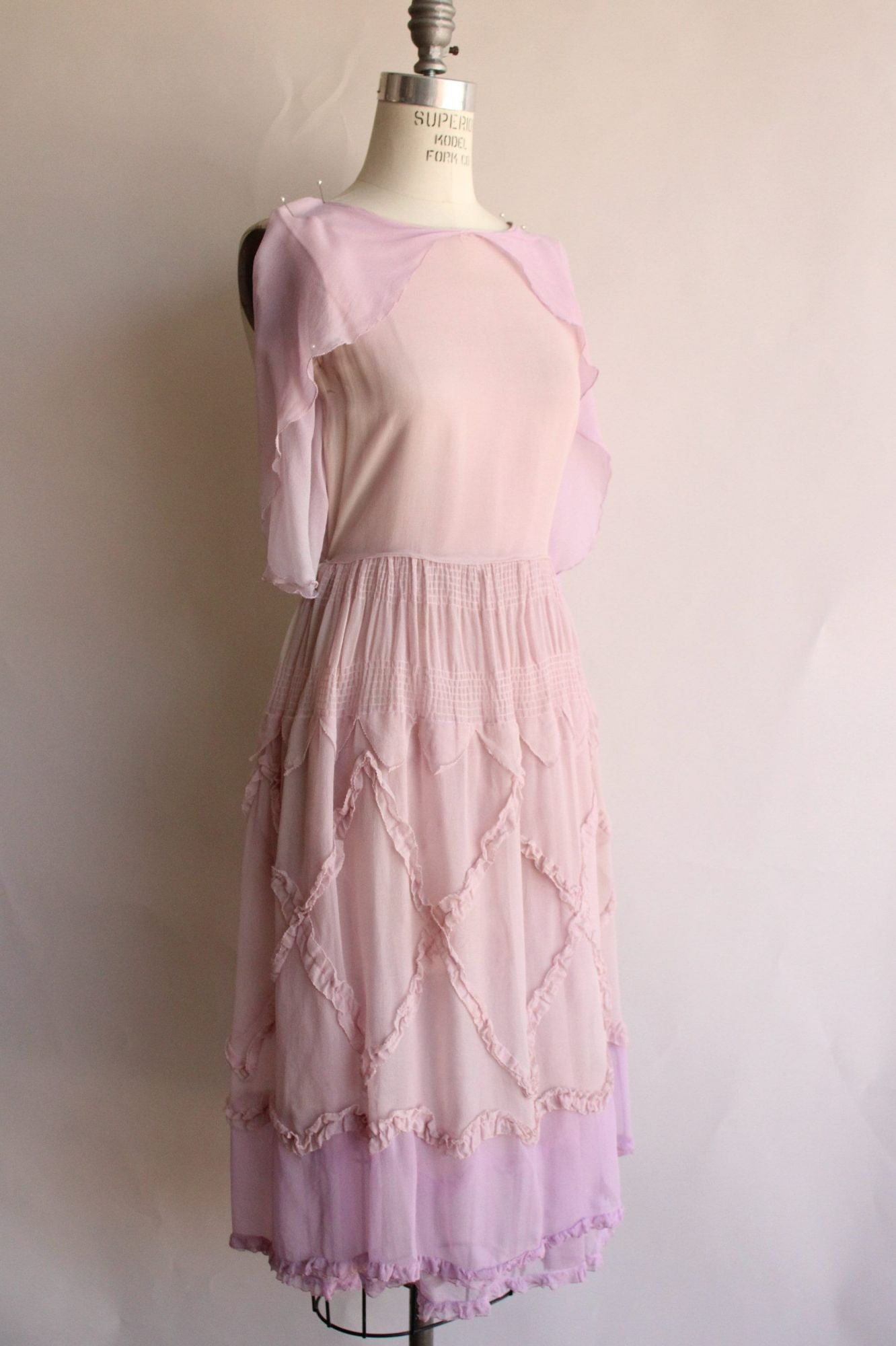 Vintage Antique 1920s Lavender Purple Silk Chiffon Dress