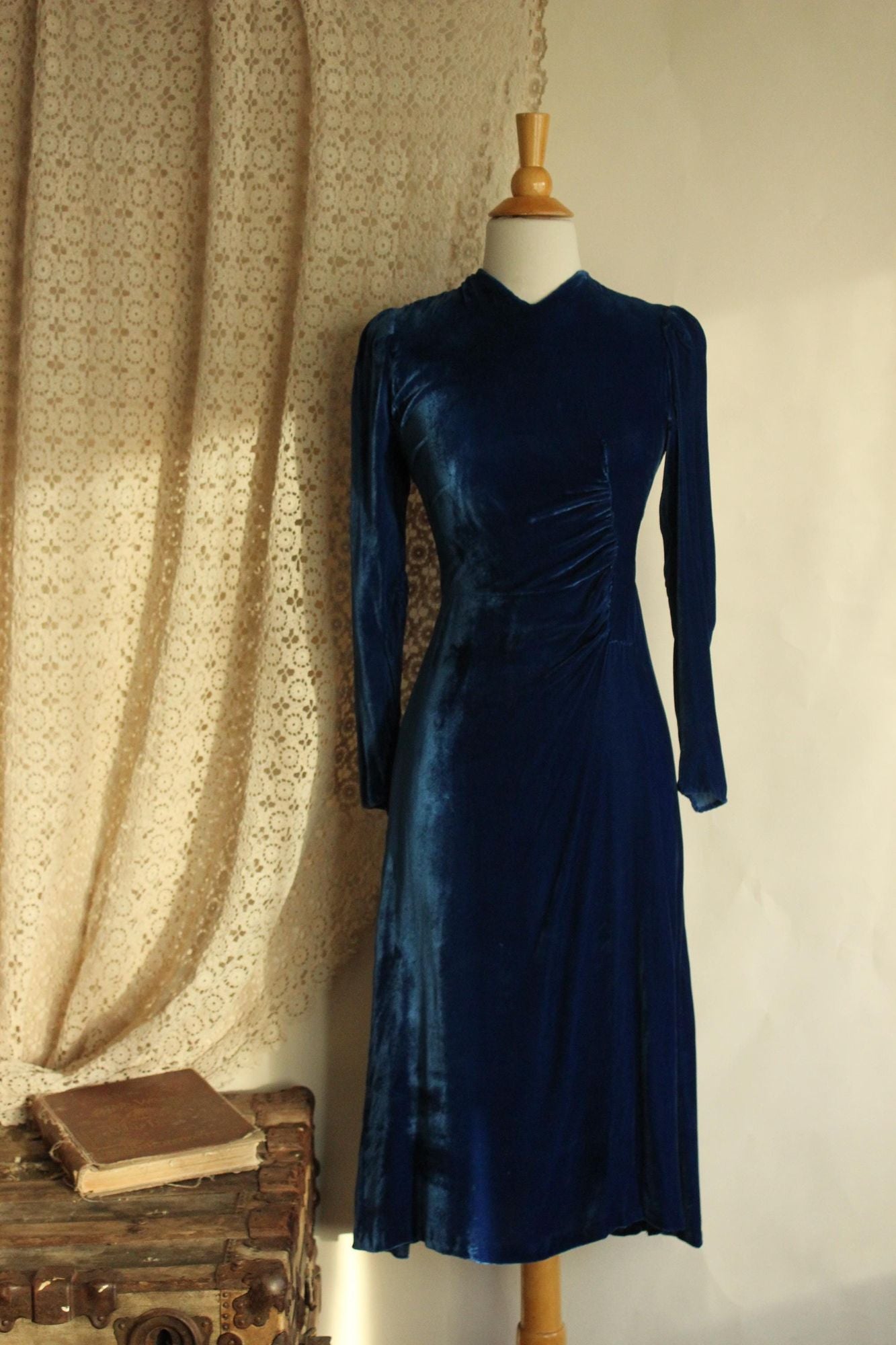 vintage blue velvet dress 1930s Royal Silk – Toadstool Farm Vintage sizeFilter-US 14 side metal snaps Open-Back Long Halter Prom Size:13