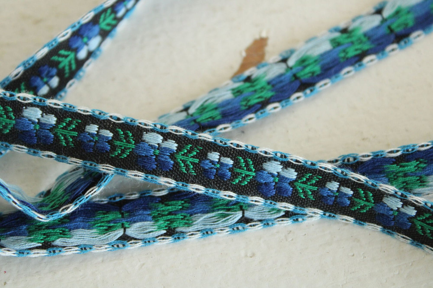 Vintage Embroidered Ribbon Trim Floral Blue Black And White  1/2", 2 yards