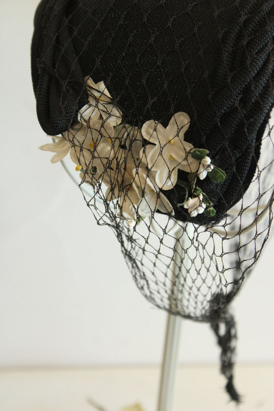Vintage 1950s Black Curvette Hat With Birdcage Veil and White Flowers