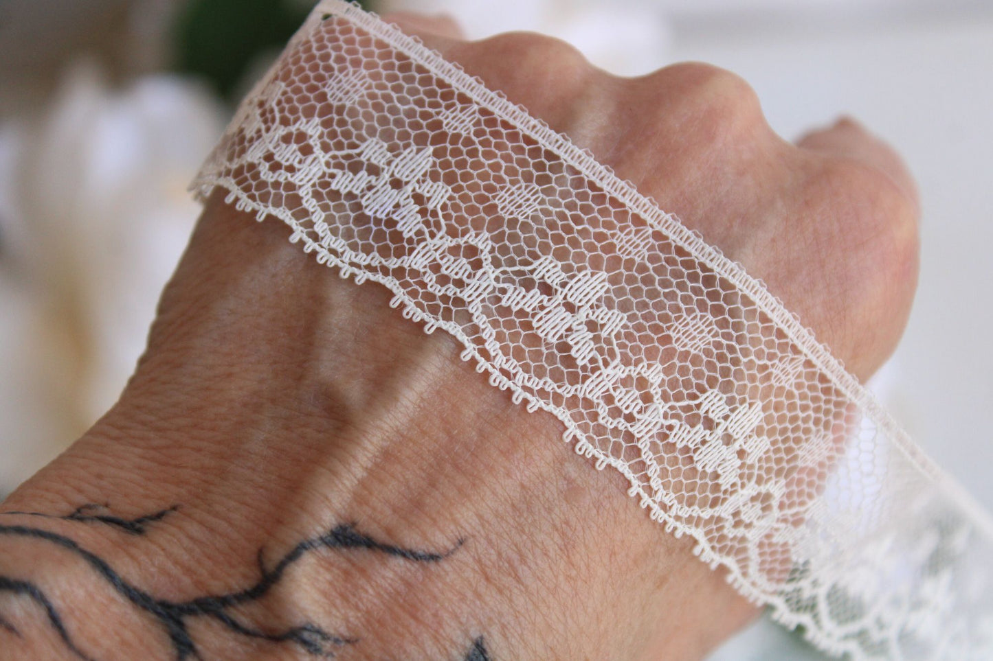 Vintage Ivory Lace Trim, 2 Yards, 1" wide,  Nylon, Sewing Supply