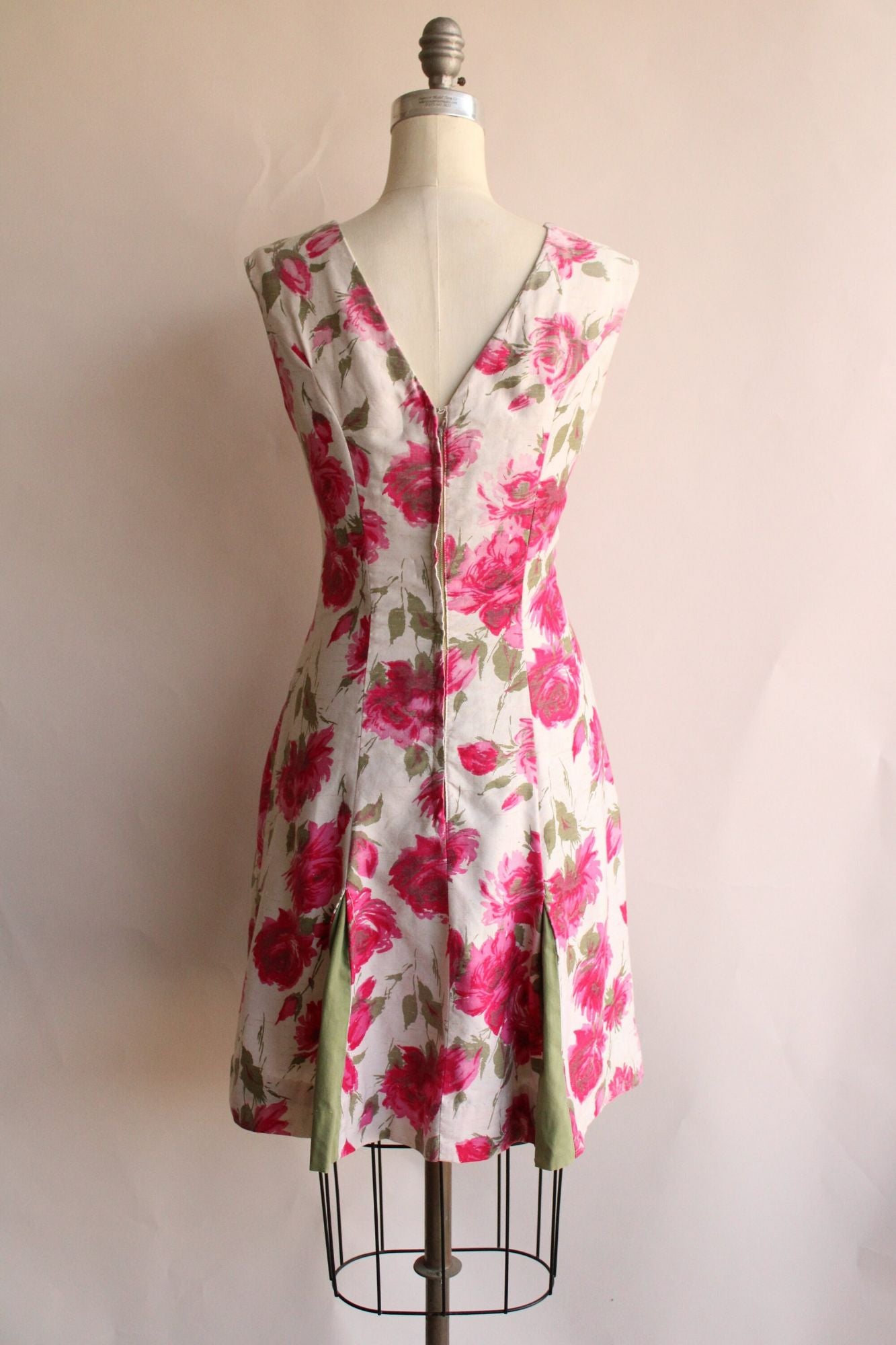 Vintage 1960s Pink Rose Print Fit and Flare Dress