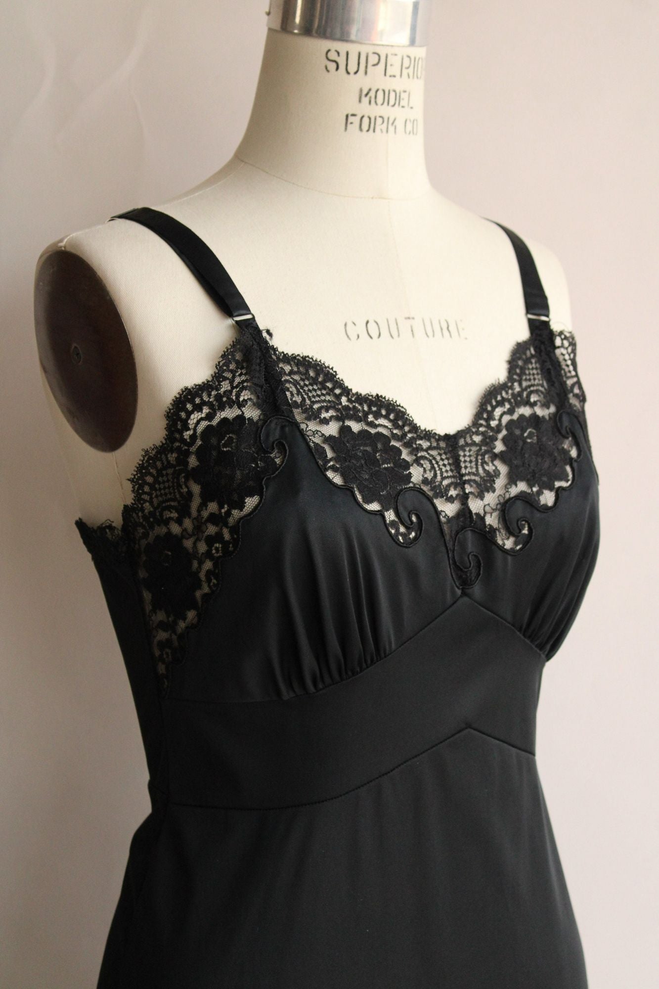 Vintage 1950s Black Full Slip by Aristocraft By Superior Size 34
