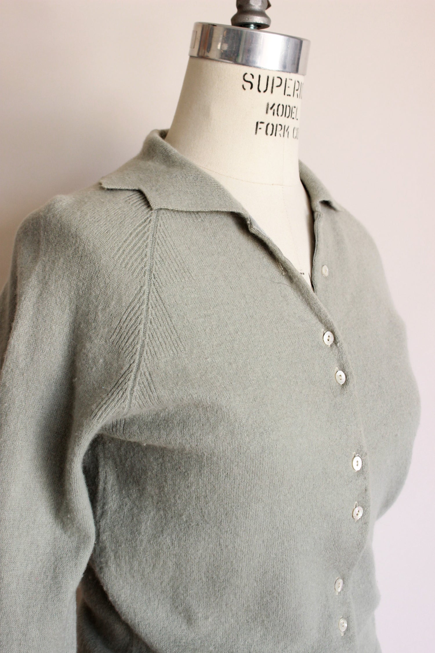 Vintage 1940s 1950s Wool Cardigan Sweater