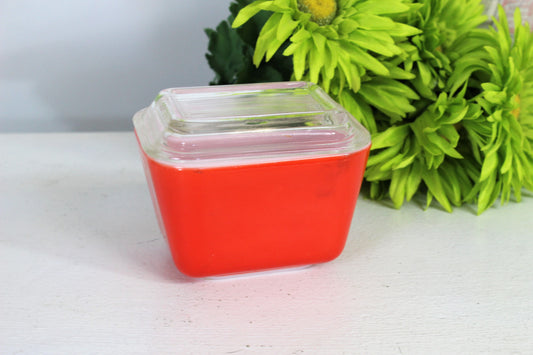 Pyrex Red #501 Refrigerator Dish With Clear Glass Lid