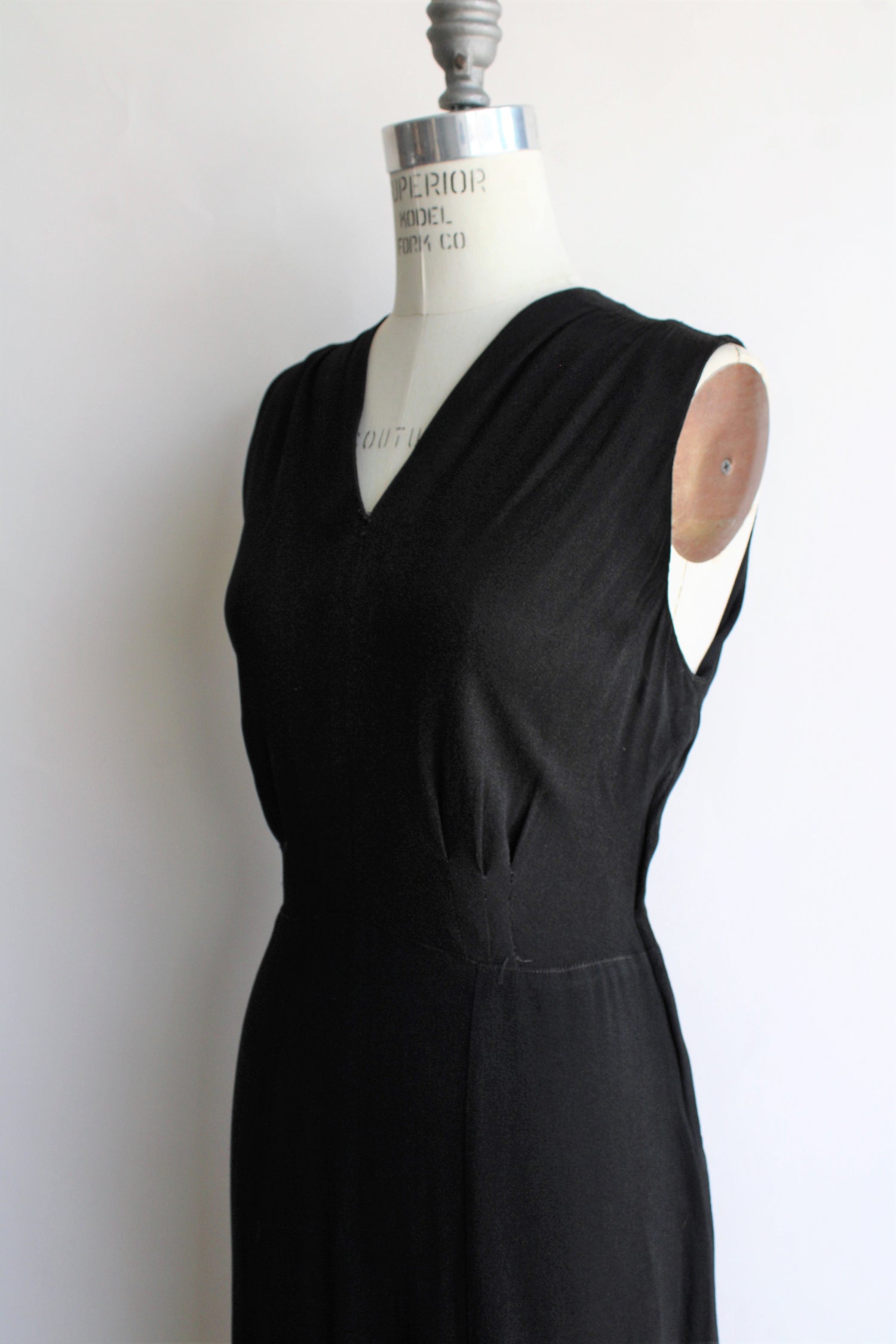 Vintage 1940s Black Rayon Sleeveless Dress