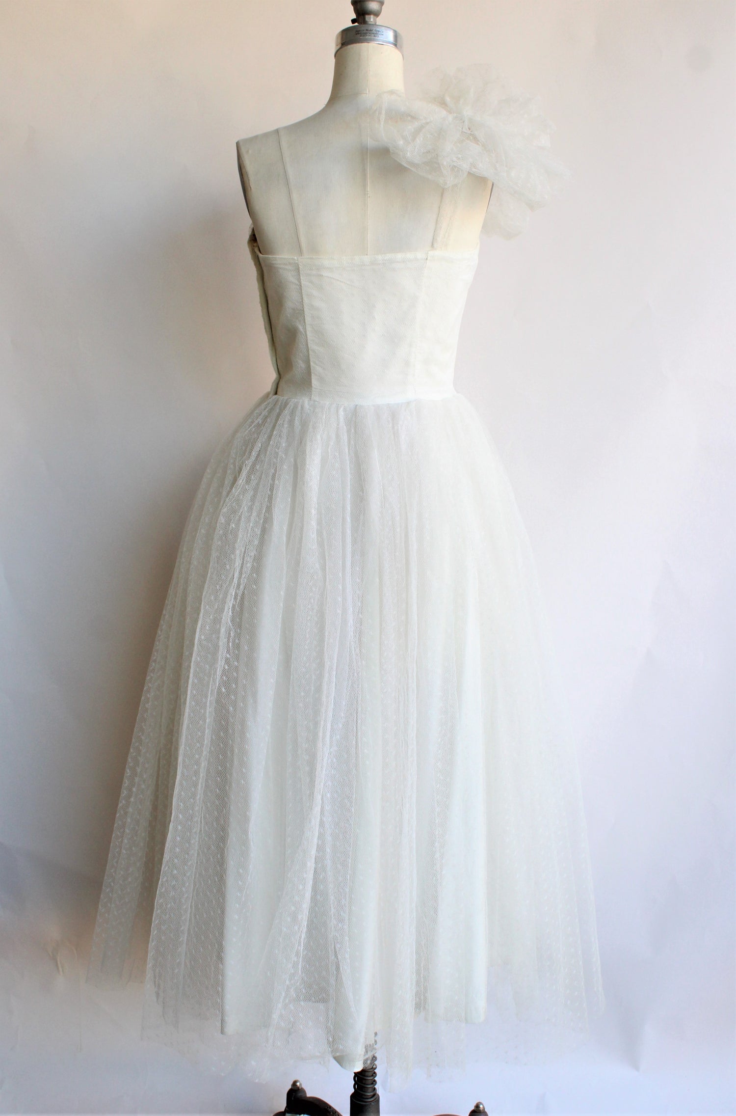 Vintage 1950s White Tulle Prom or Formal Dress