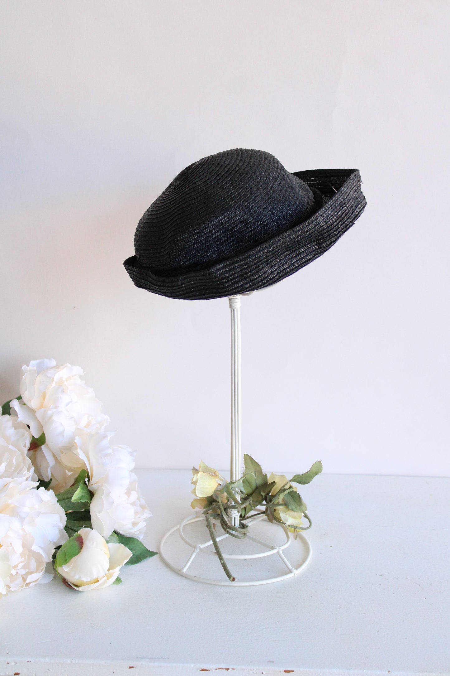 Vintage 1950s Black Straw Hat With Hat Pin