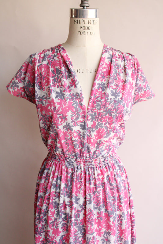 Vintage 1940s Pink and Gray Nylon Dress