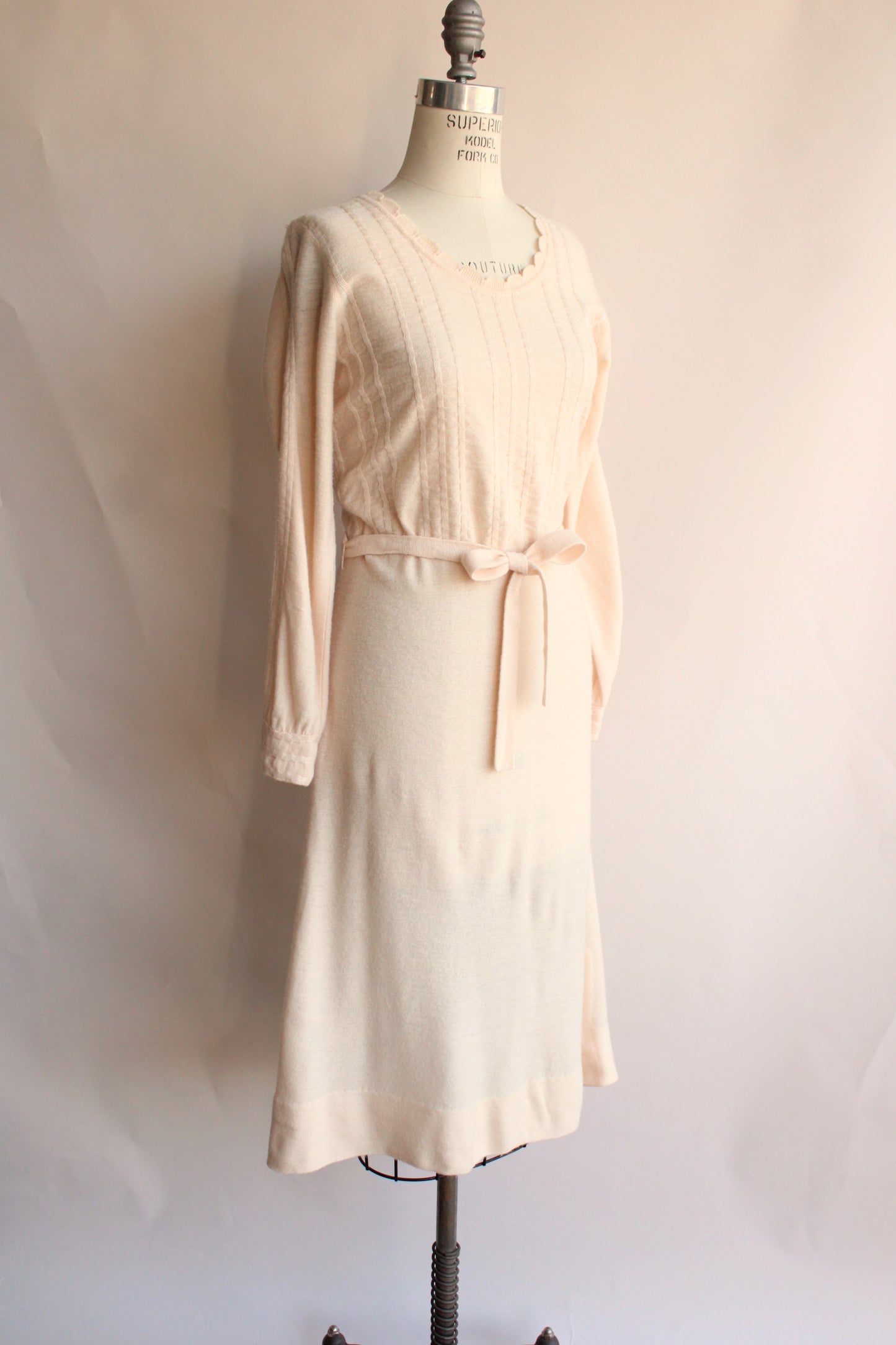 Vintage 1970s Ivory Knit Dress