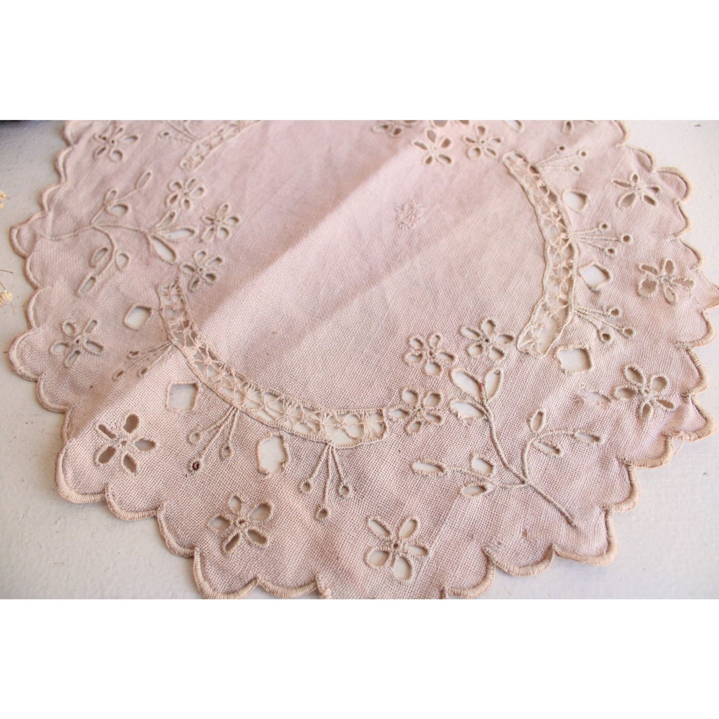 1950s Naturally Hand Dyed Vintage Doily in Dusty Pink