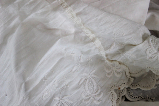 Vintage Victorian Edwardian White Wide Embroidered Lace