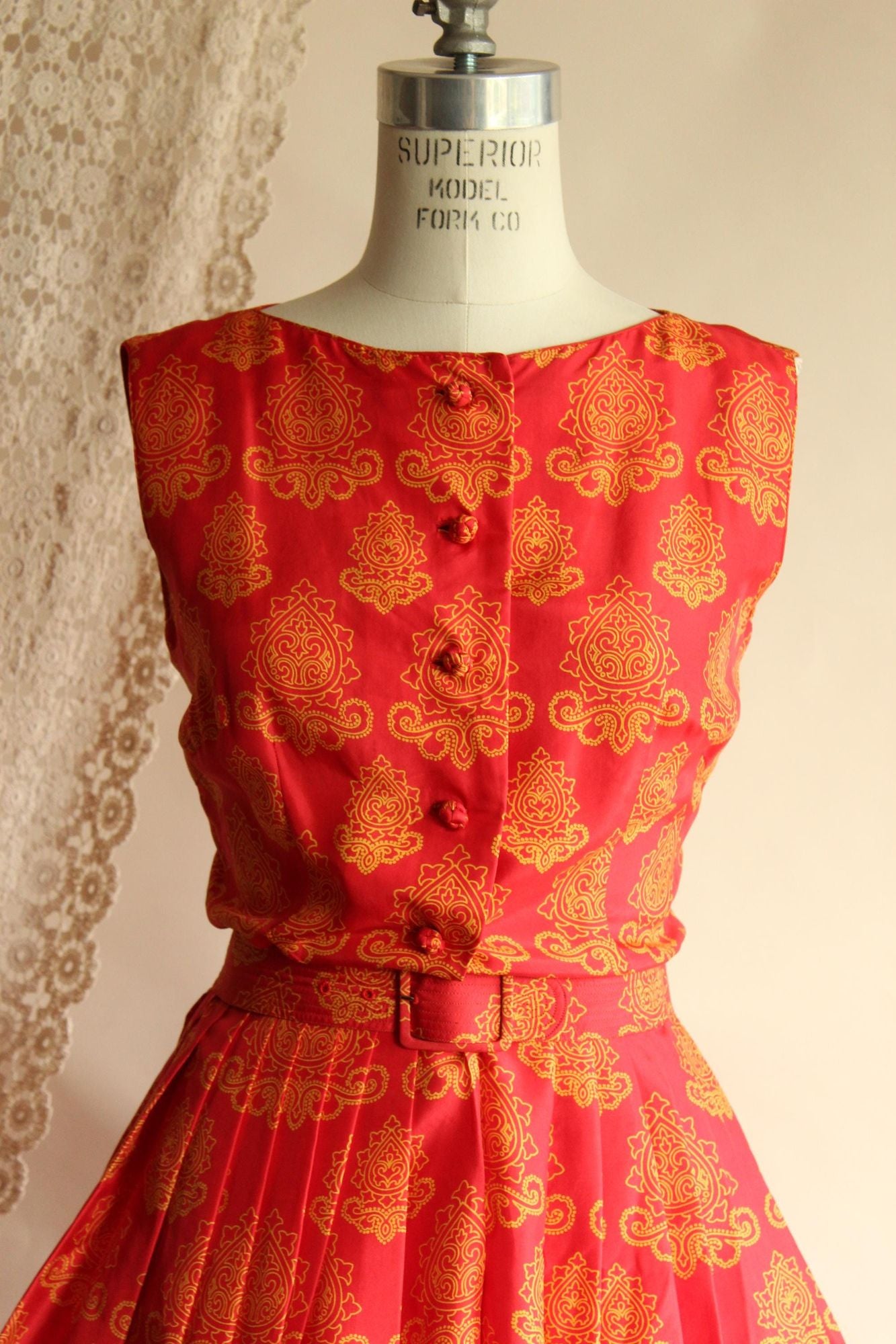 Vintage 1950s 1960s Dynasty Silk Red and Gold Sundress with Belt
