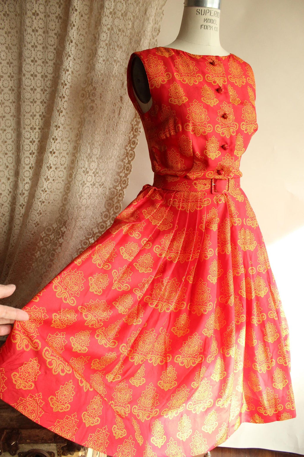 Vintage 1950s 1960s Dynasty Silk Red and Gold Sundress with Belt