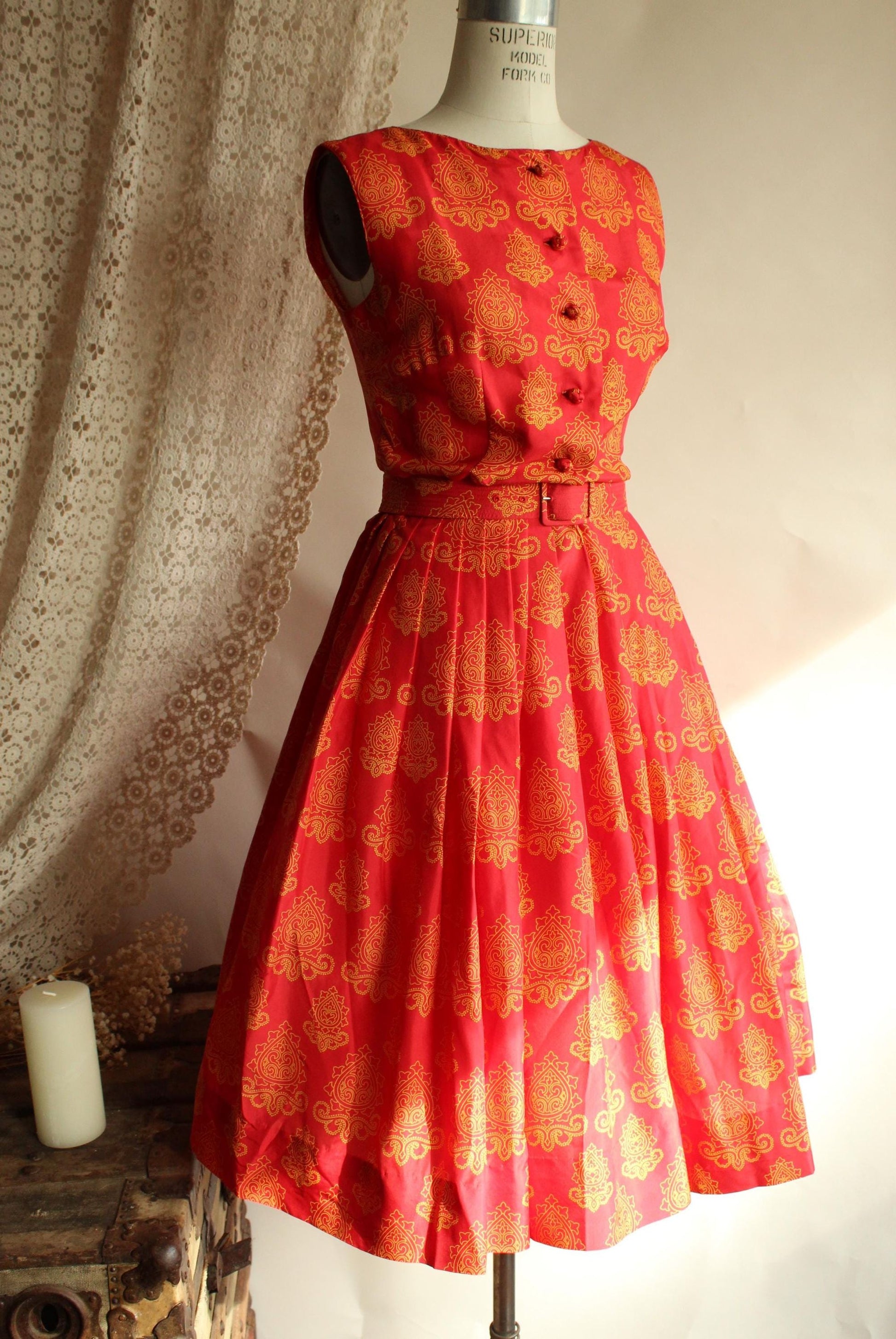 Vintage 1950s 1960s Dynasty Silk Red and Gold Sundress with Belt