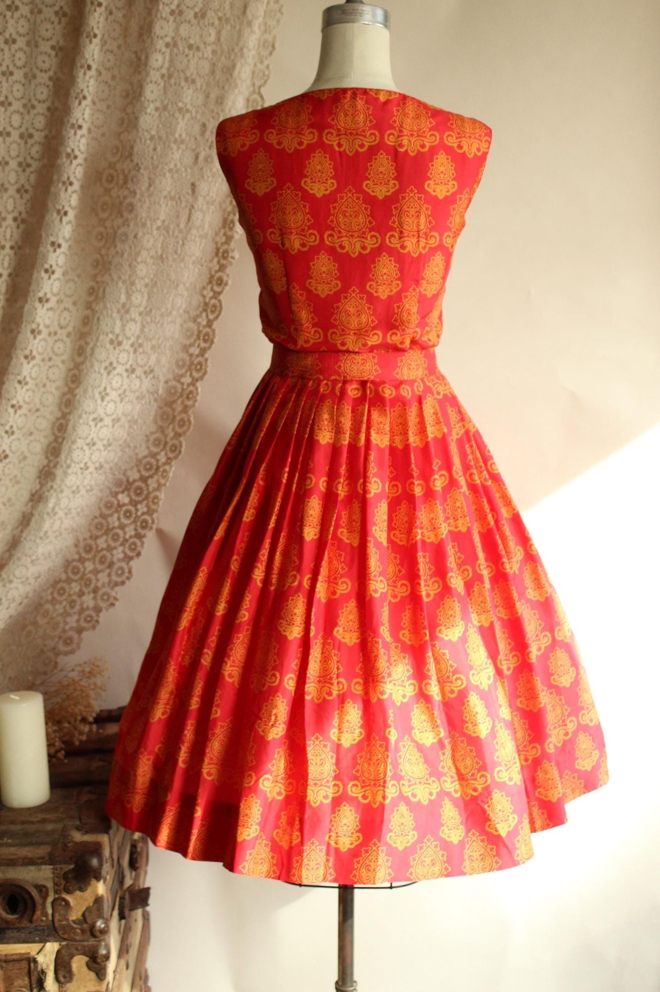Vintage 1950s 1960s Dynasty Silk Red and Gold Sundress with Belt