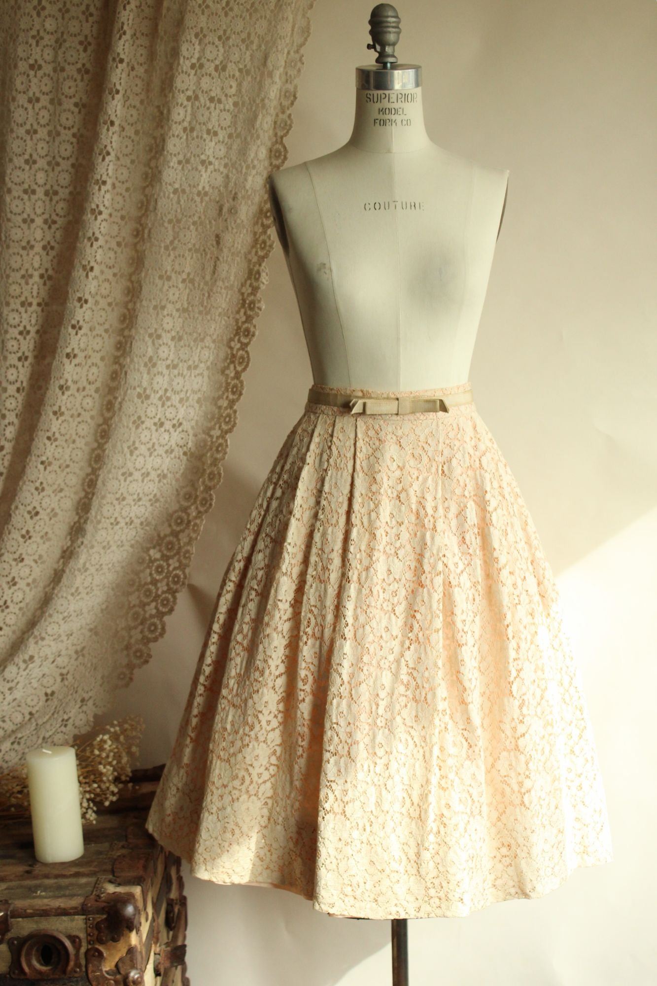 Vintage 1950s 1960s Charm of Hollywood Pink and Ivory Lace Skirt with Belt