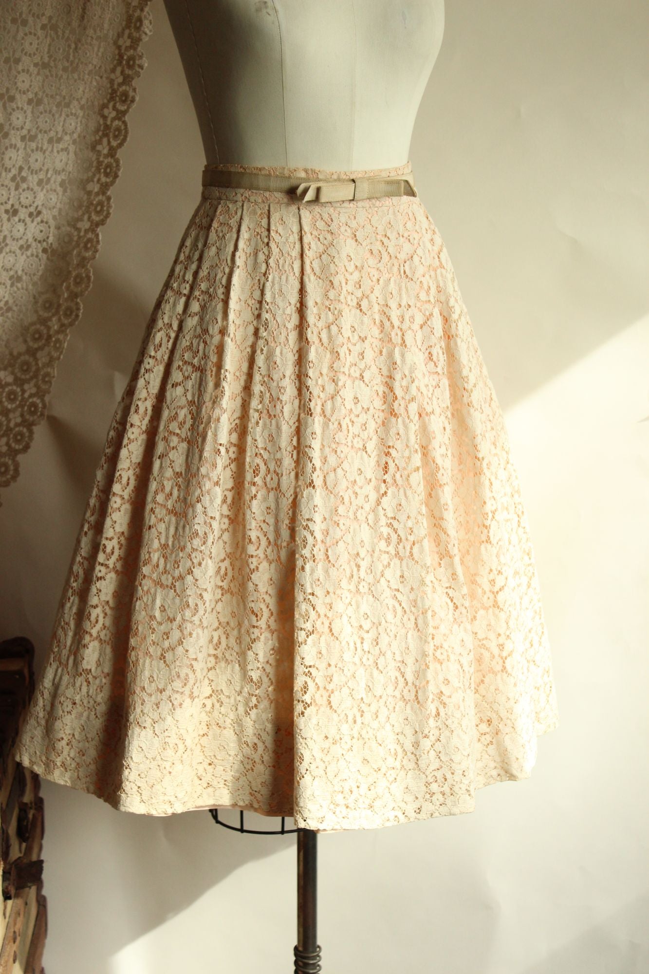 Vintage 1950s 1960s Charm of Hollywood Pink and Ivory Lace Skirt with Belt