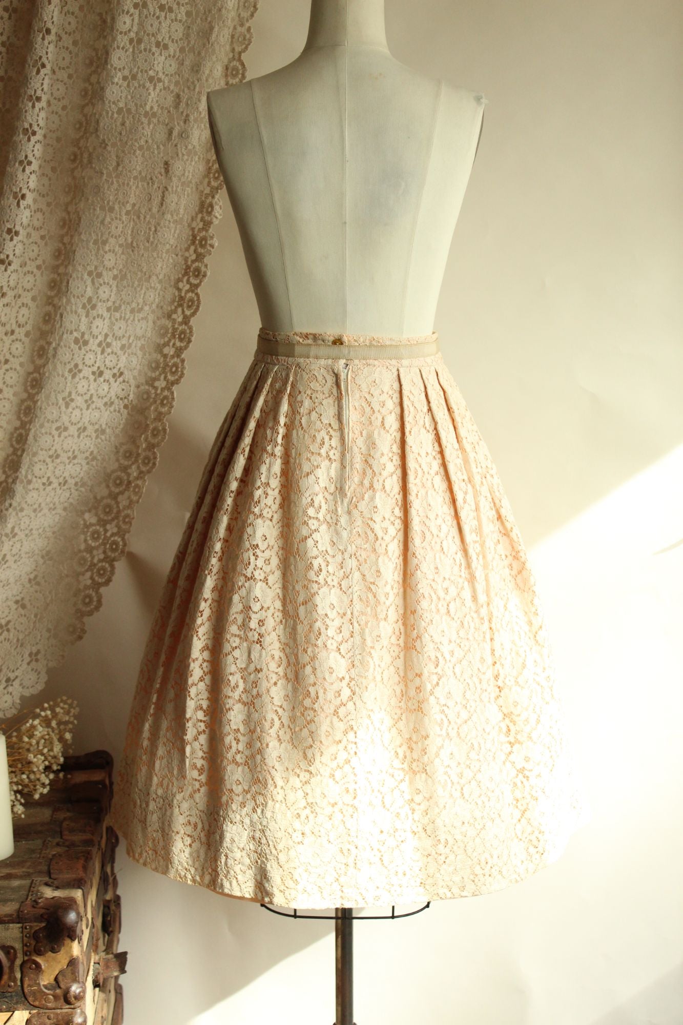 Vintage 1950s 1960s Charm of Hollywood Pink and Ivory Lace Skirt with Belt