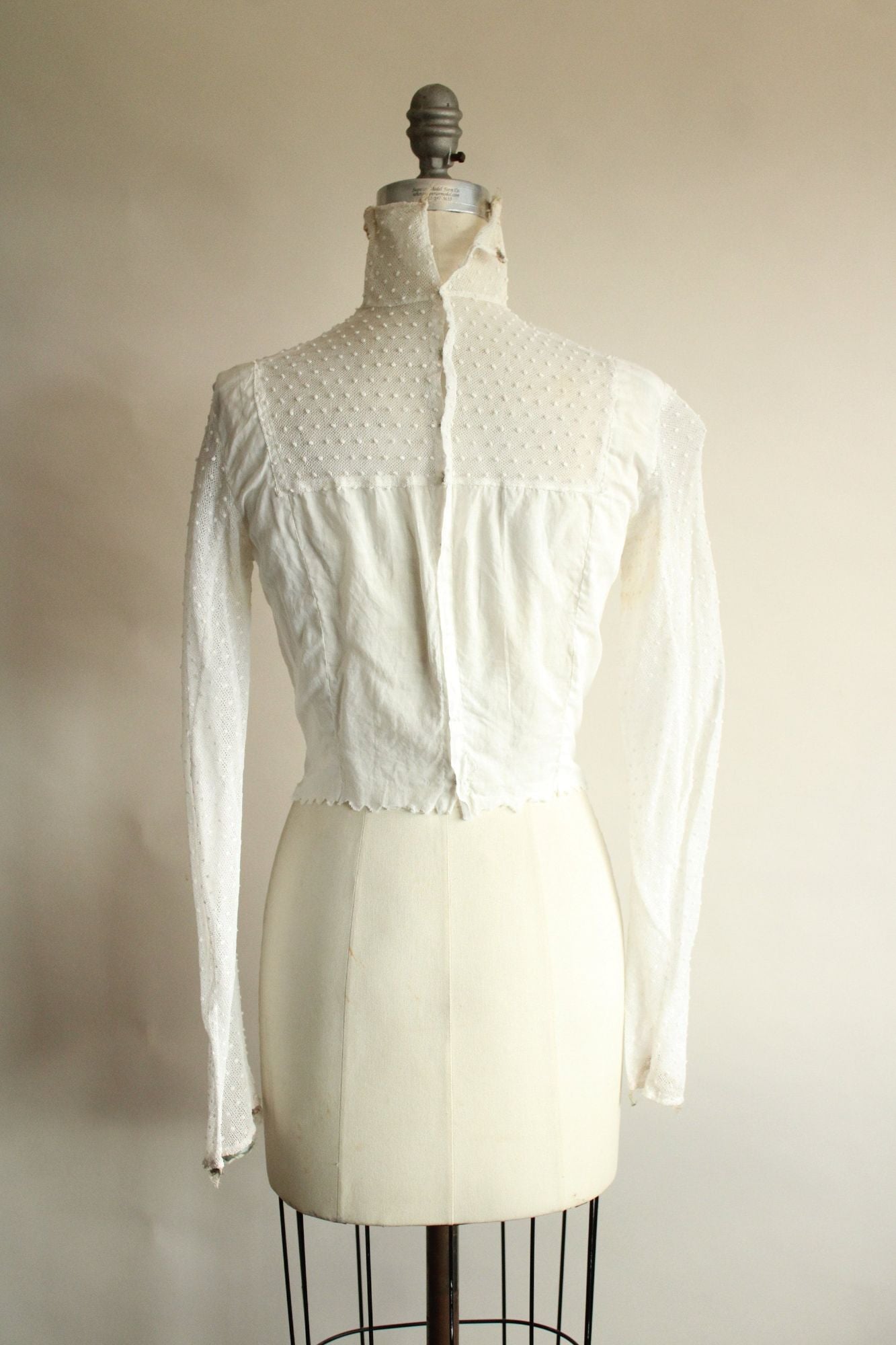 Antique 1900s Blouse In White With Lace Front