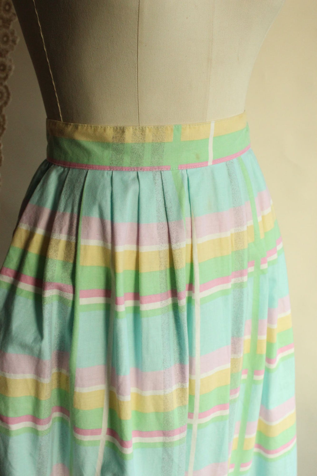Vintage 1980s Pastel Windowpane Check Skirt With Pockets