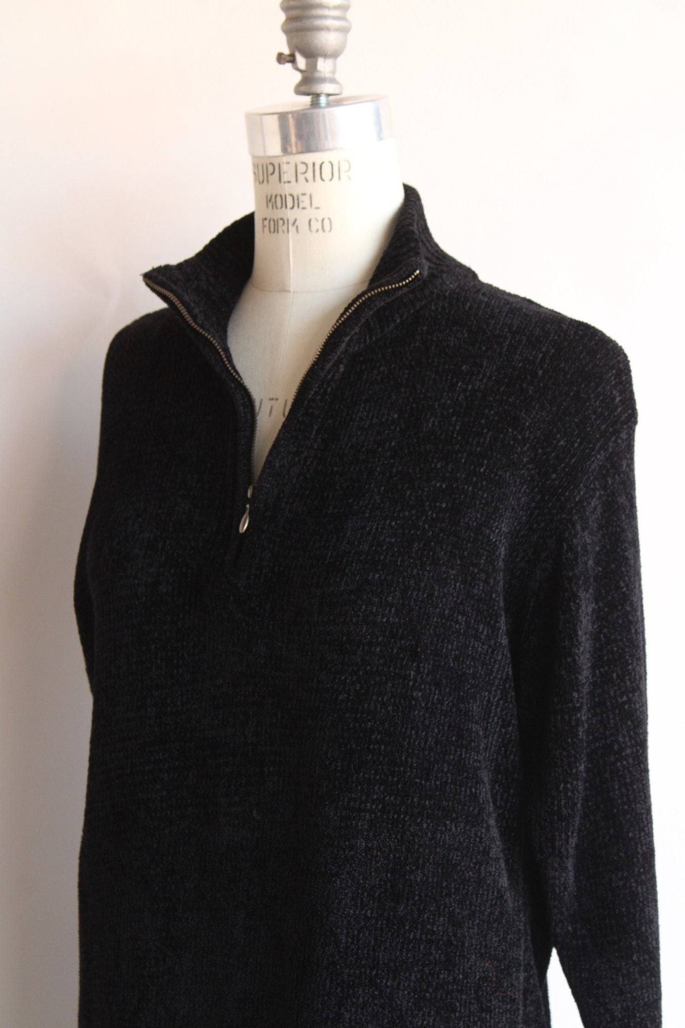 Vintage 1990s 2000s Black Chenille Sweater