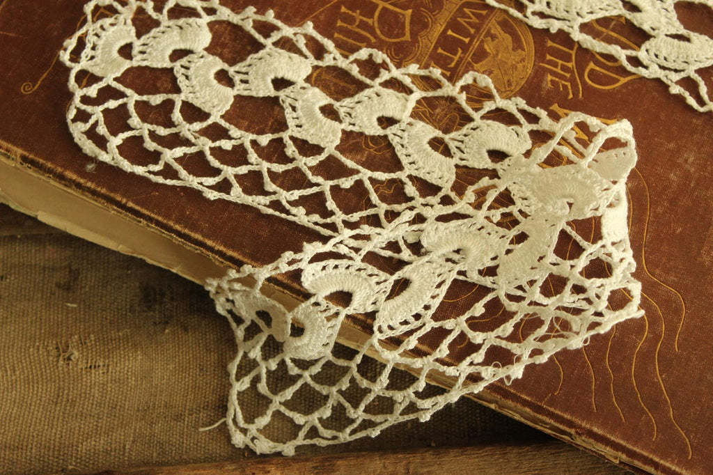 Vintage Crochet Lace Sleeve Cuffs Or Collar Trim, White, Two,  13.5" by 2.5"