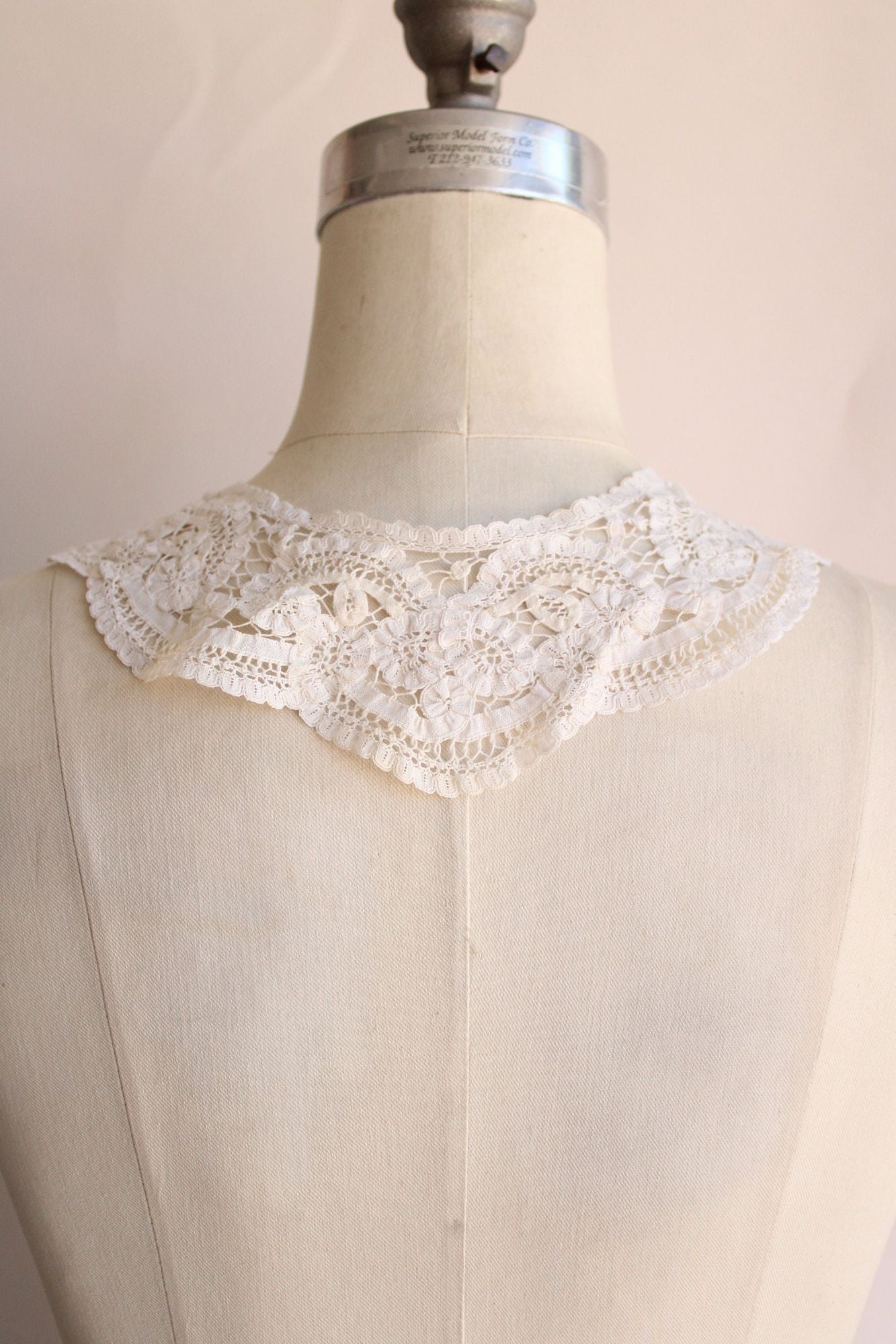 Vintage 1940s 1950s White Detachable Lace Collar