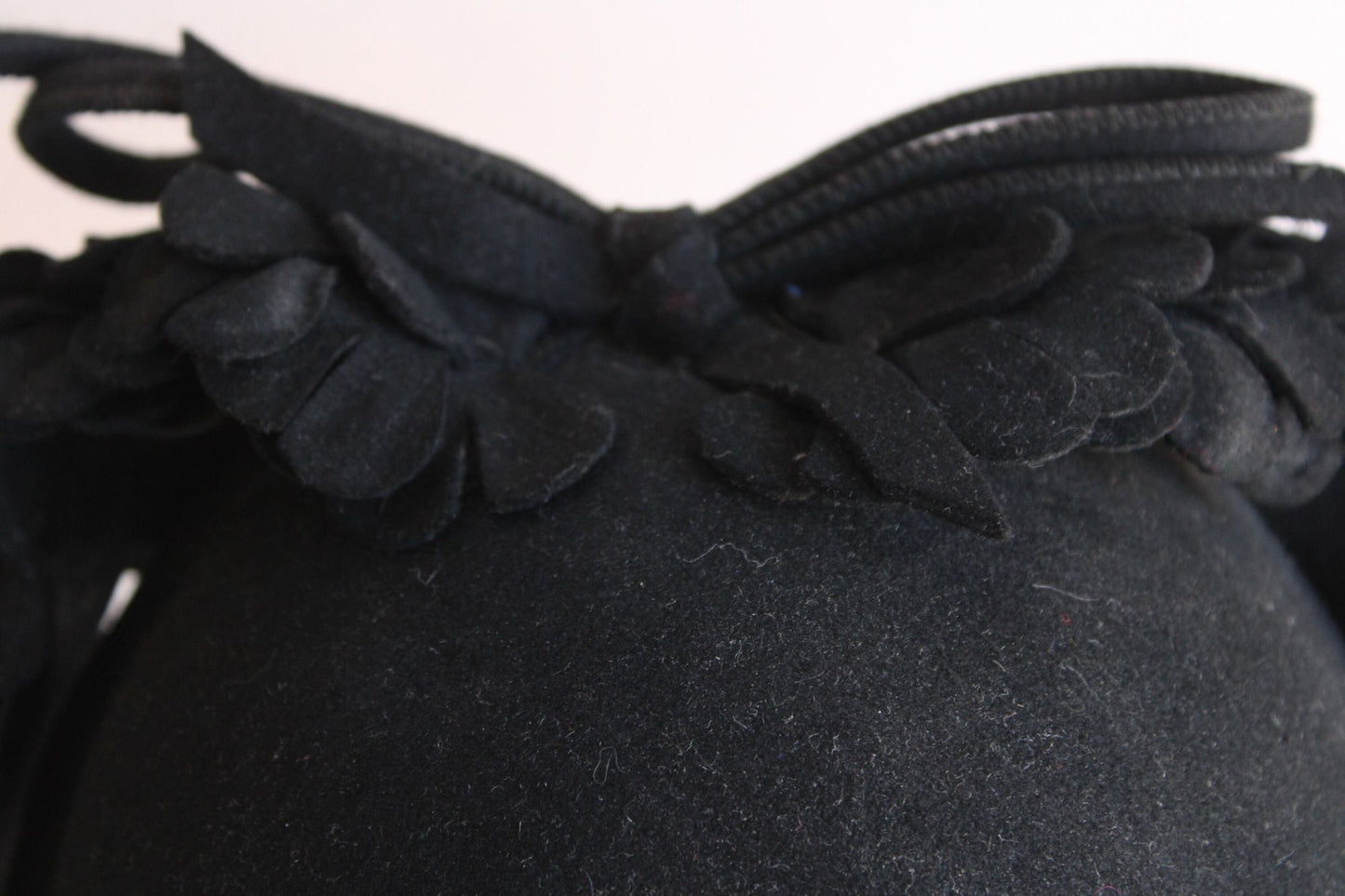 Vintage 1930s 1940s Black Wool Felt Hat with Faux Flowers and Bow