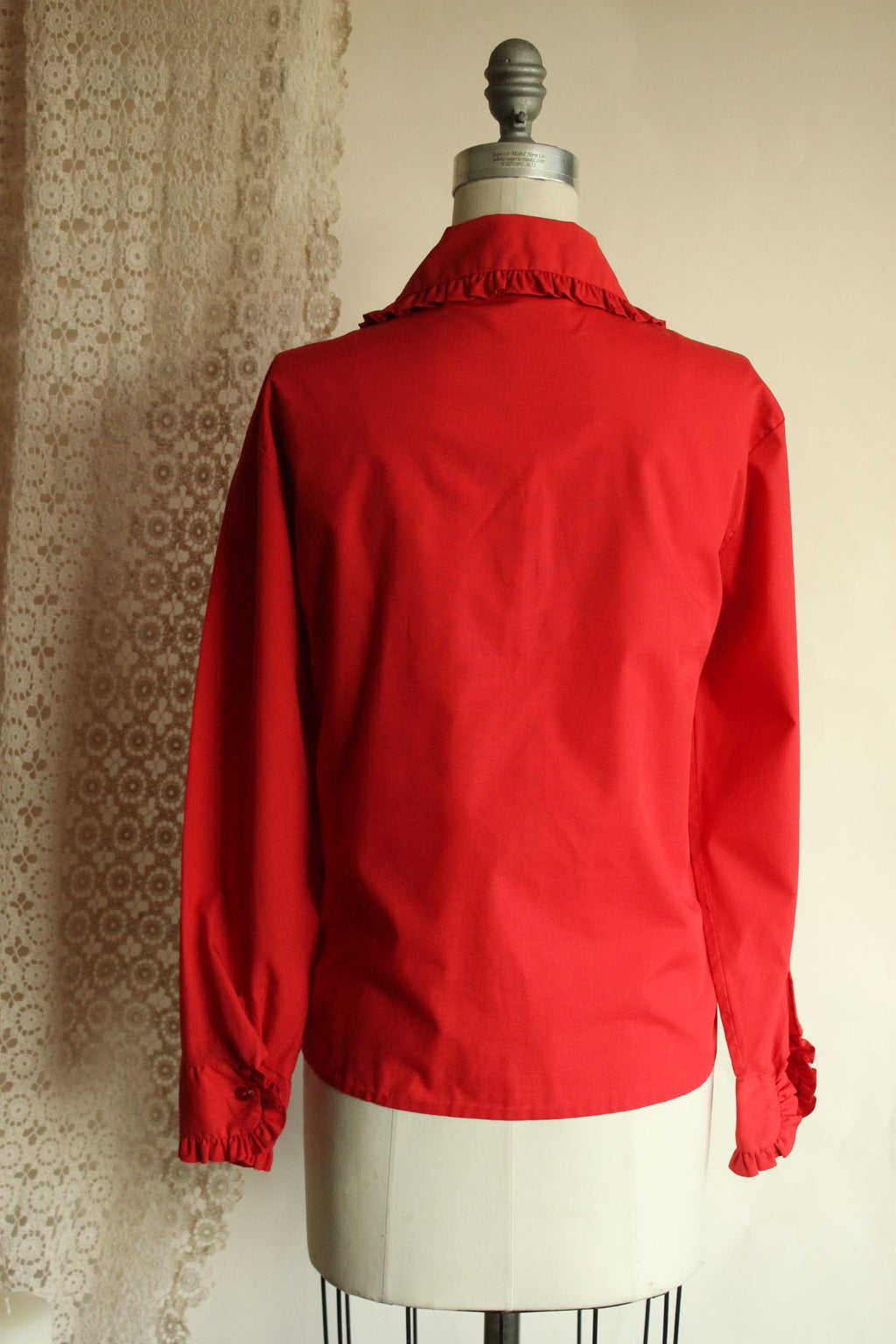 Vintage 1970s Lady Marlboro Red Button Up Shirt with Ruffled Collar