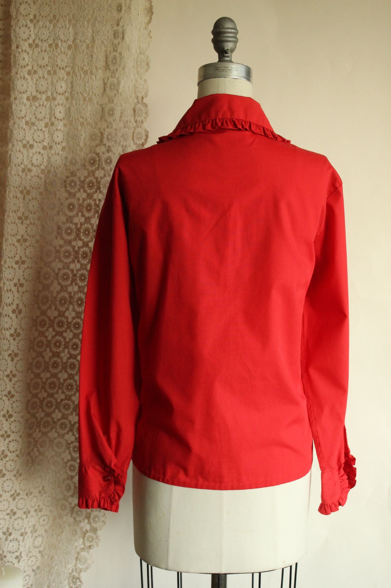 Vintage 1970s Lady Marlboro Red Button Up Shirt with Ruffled Collar