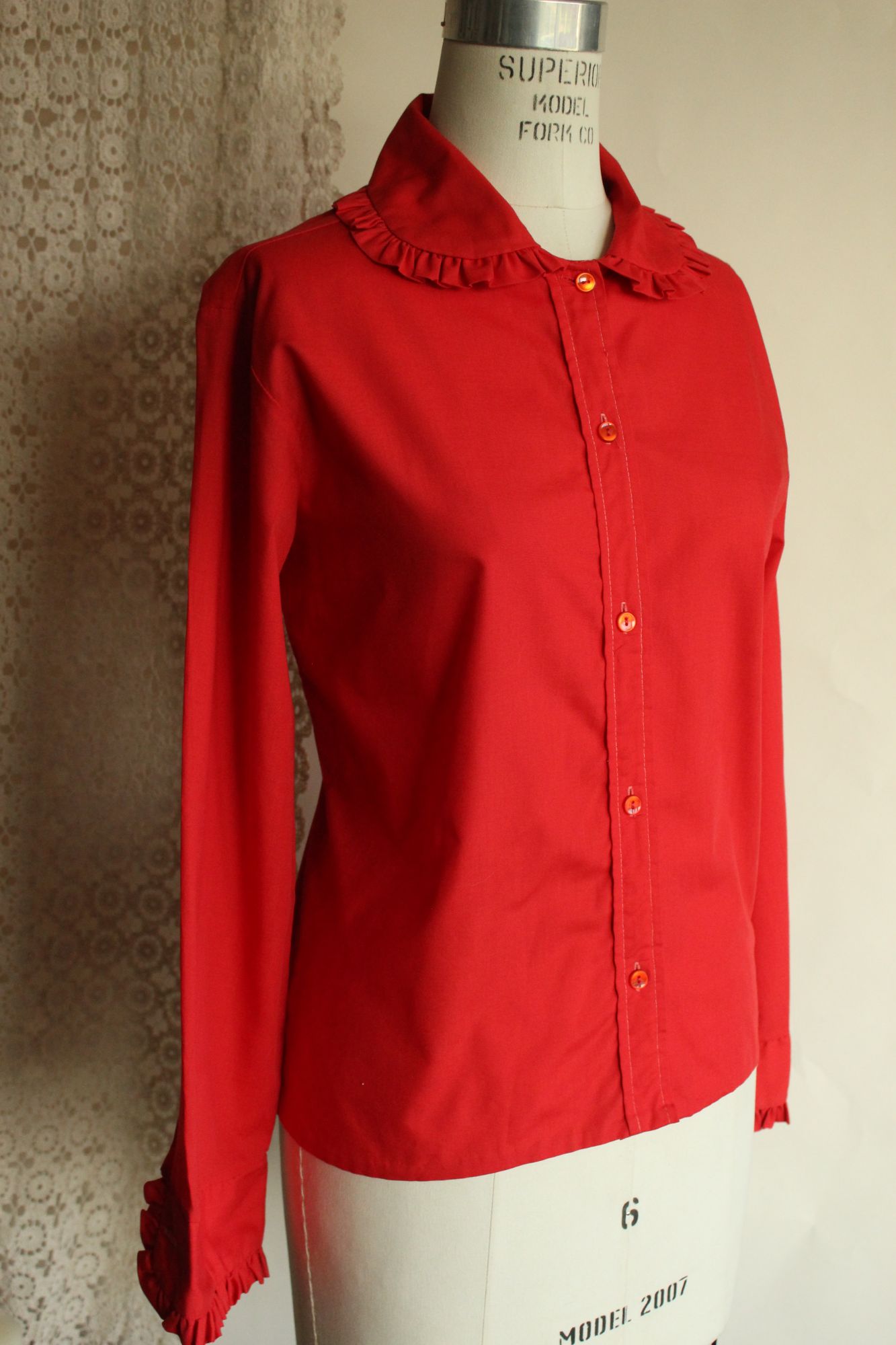 Vintage 1970s Lady Marlboro Red Button Up Shirt with Ruffled Collar