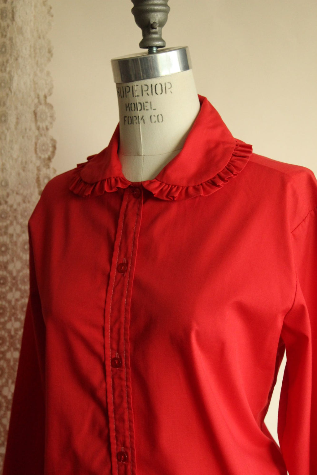 Vintage 1970s Lady Marlboro Red Button Up Shirt with Ruffled Collar