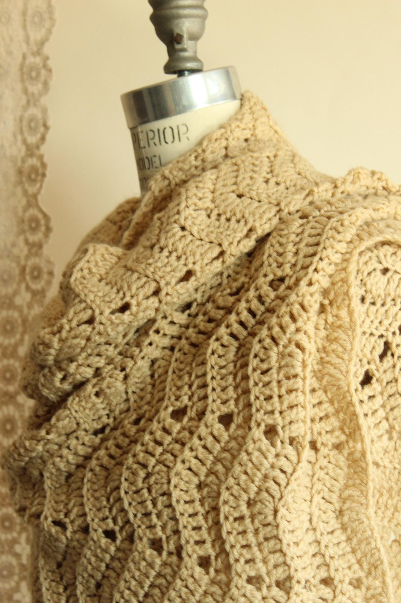 Vintage 1960s 1970s Knit Beige Wrap