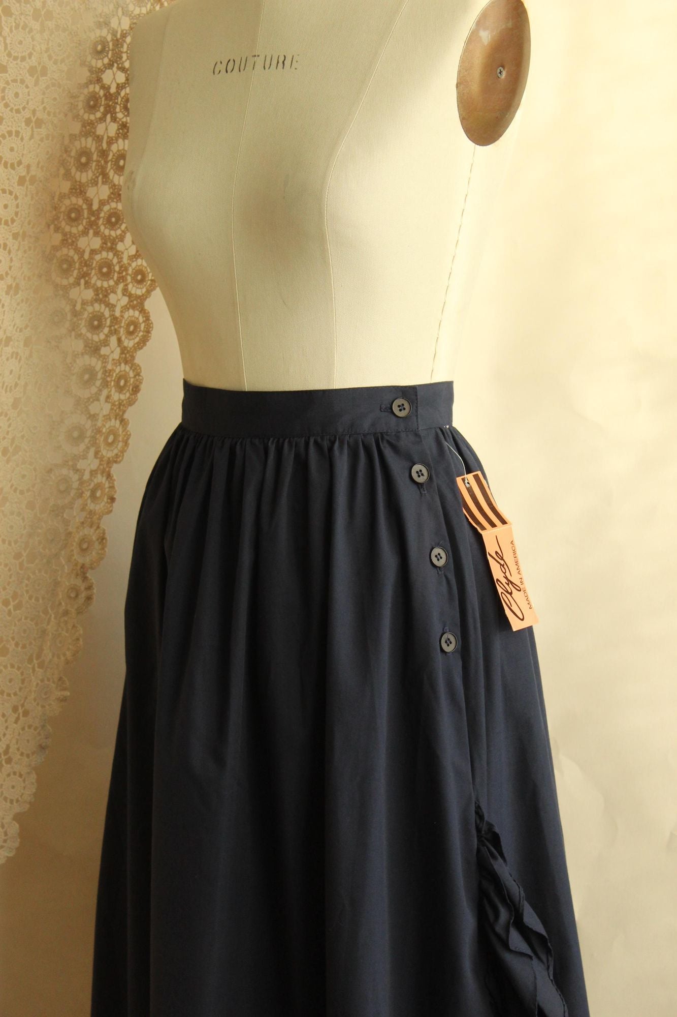 Vintage 1970s 1980s NWT Clyde Navy Blue Skirt with Ruffle Hem and Side Buttons
