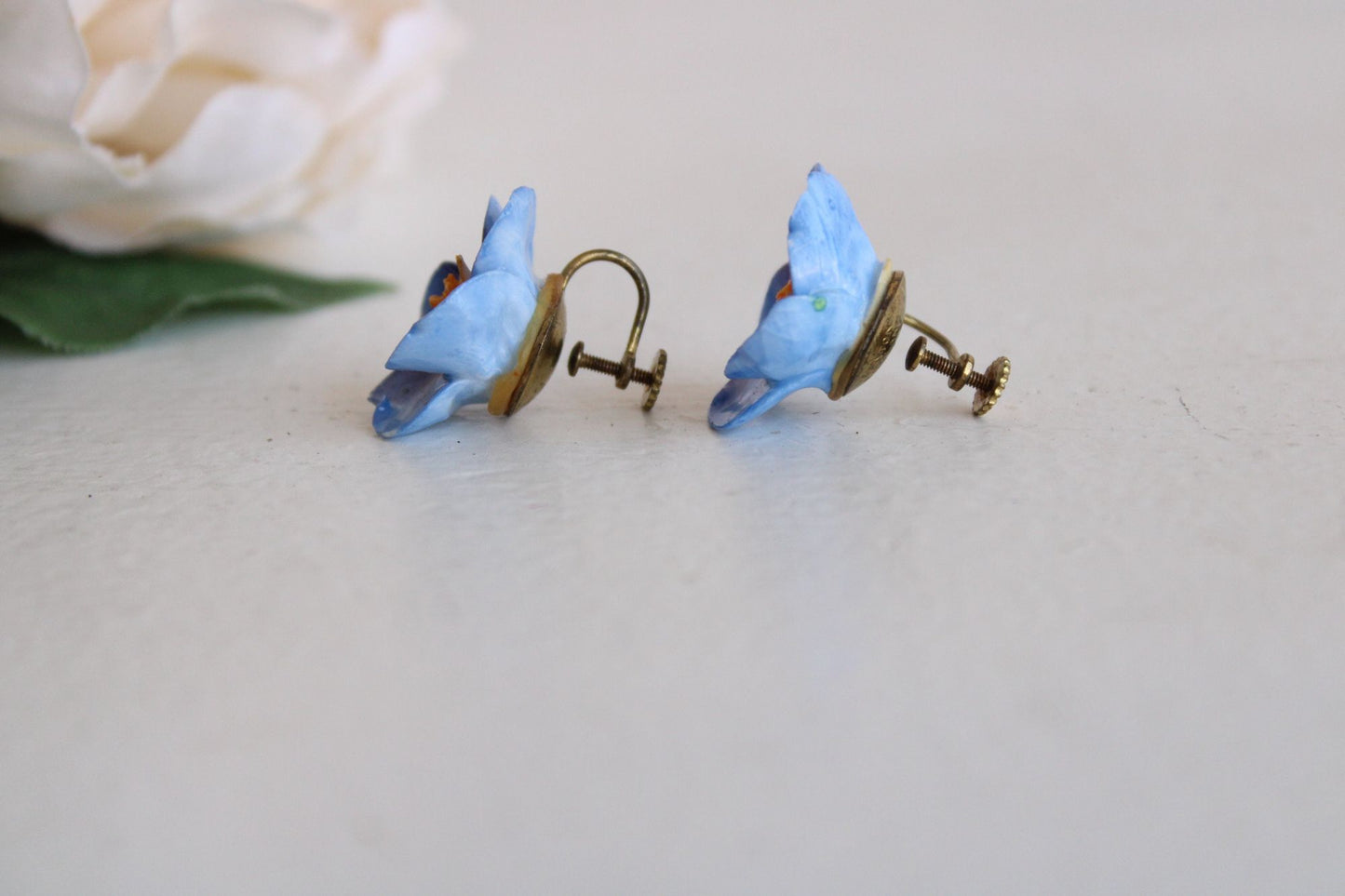 Vintage 1950 Denton Blue Flower Porcelain Screw Back Earrings