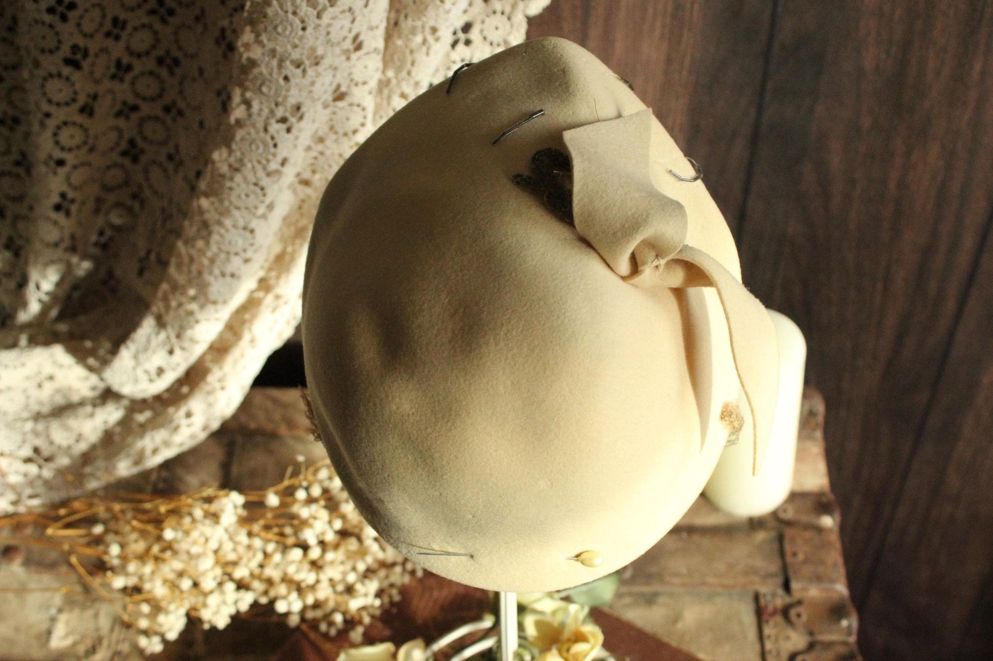 Vintage 1950s Chapeau Louise Ivory Wool Felt Hat with Birdcage Veil