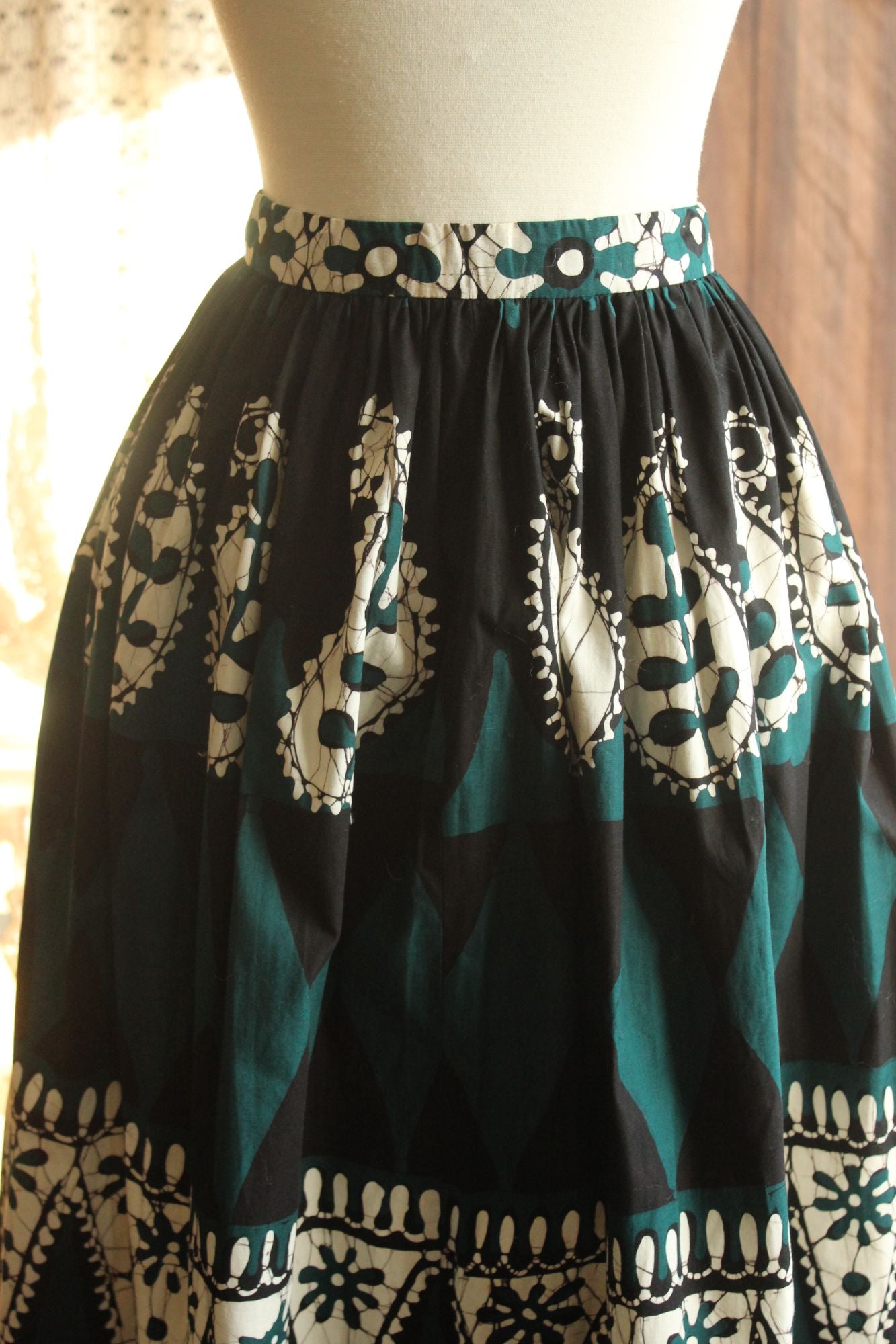 Vintage 1960s 1970s Black Teal and White Maxiskirt in a Batik Print