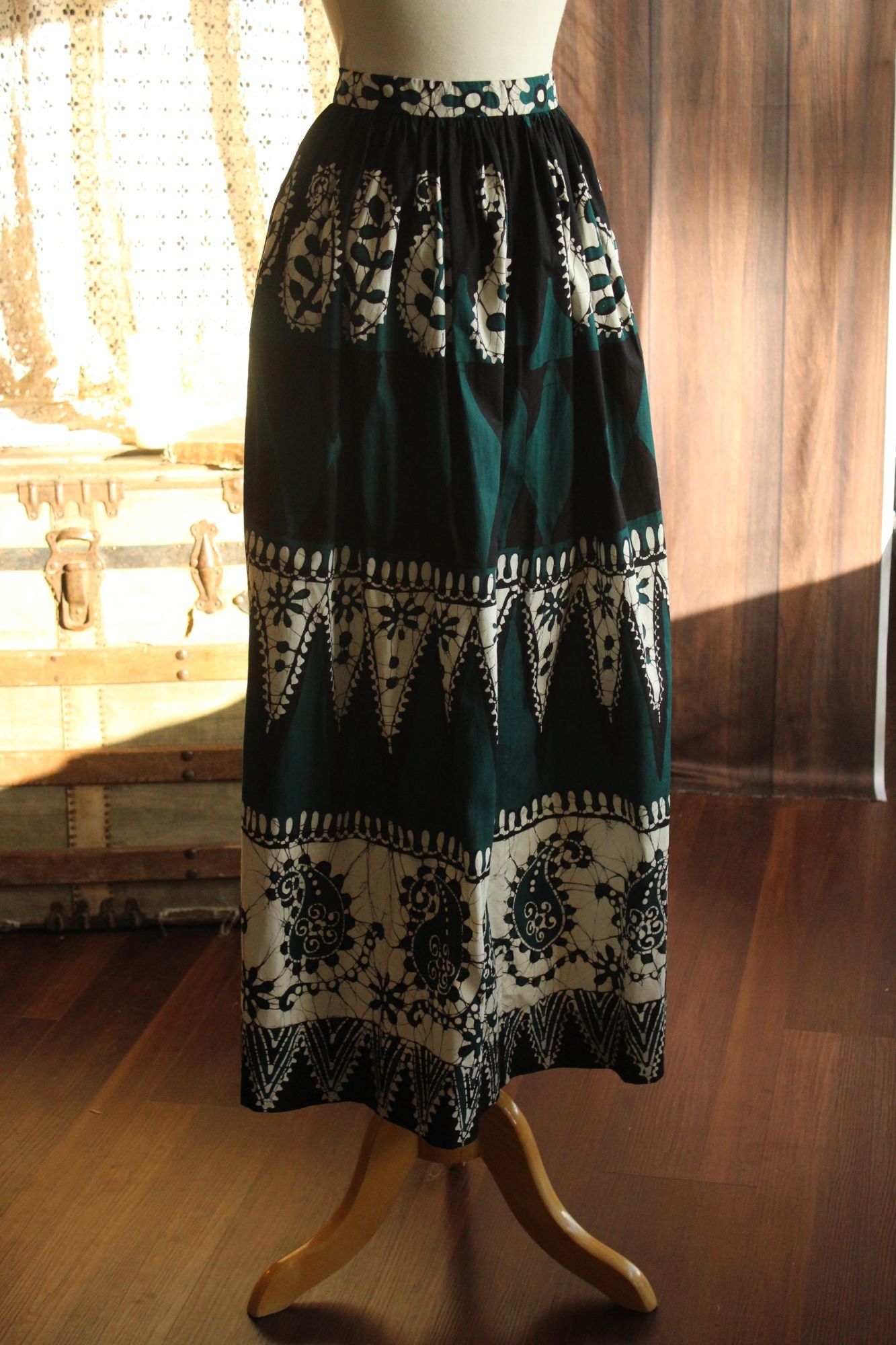 Vintage 1960s 1970s Black Teal and White Maxiskirt in a Batik Print