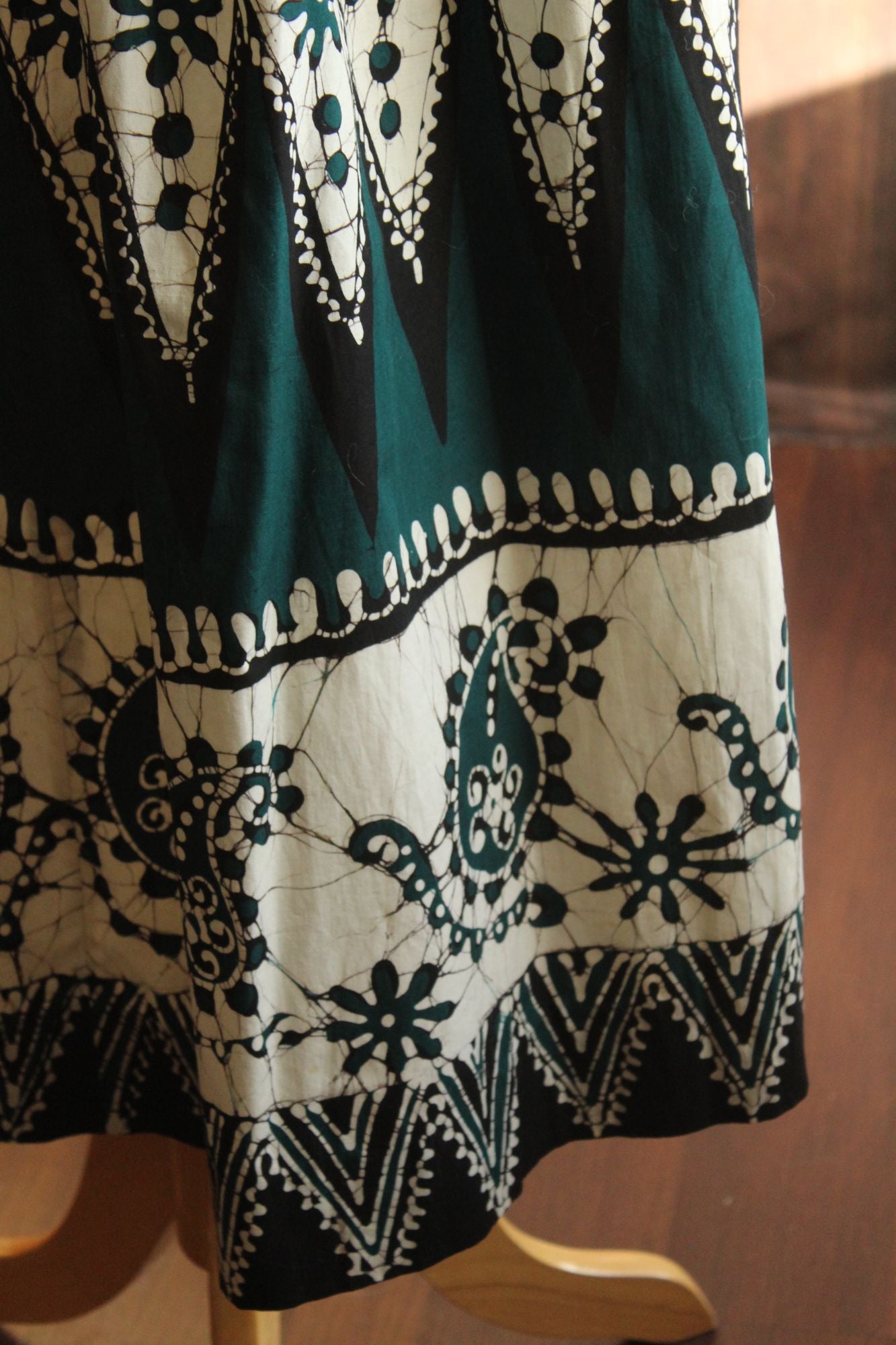 Vintage 1960s 1970s Black Teal and White Maxiskirt in a Batik Print