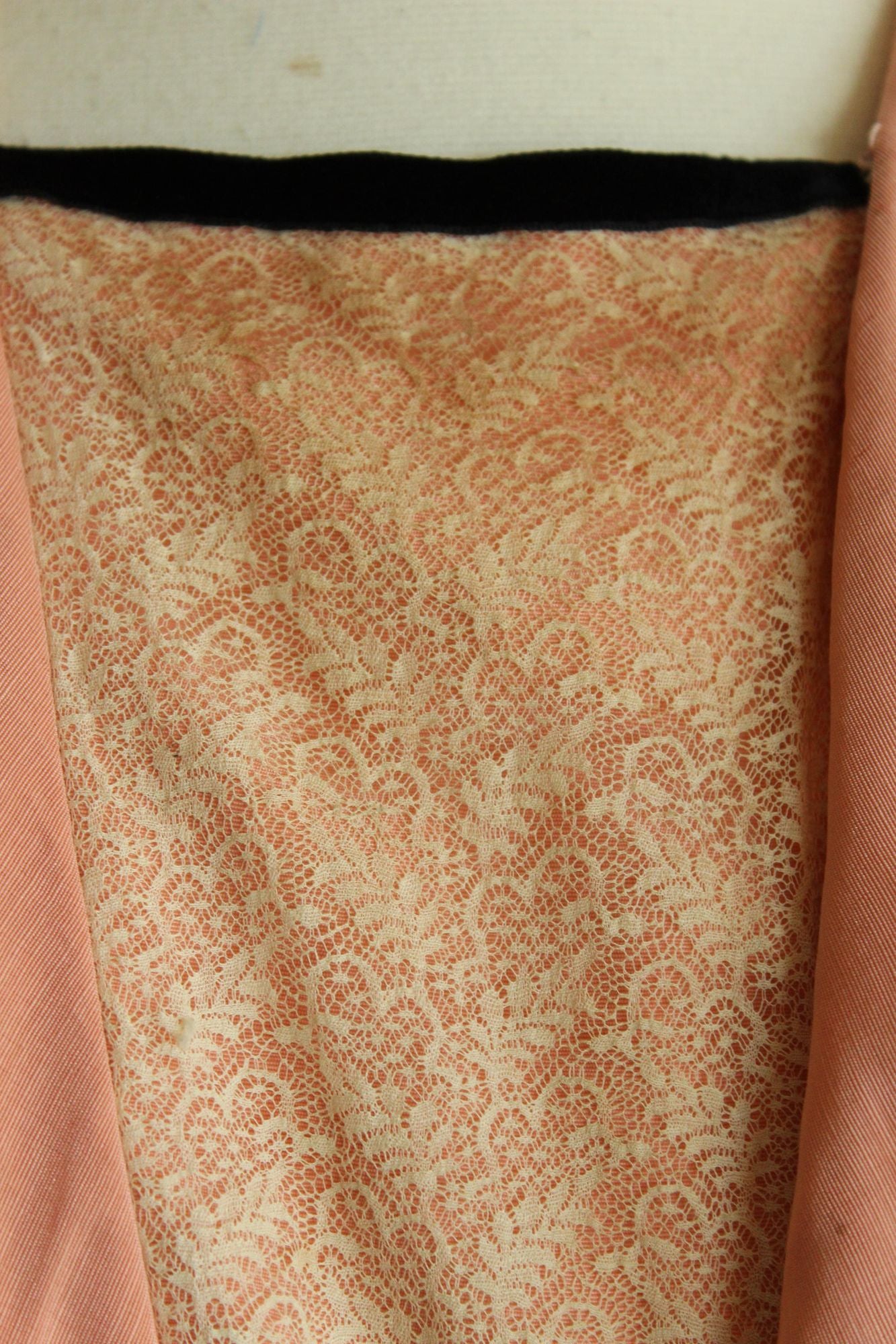 Vintage Antique 1900s Edwardian Jacket in Pink Silk with Black Trim