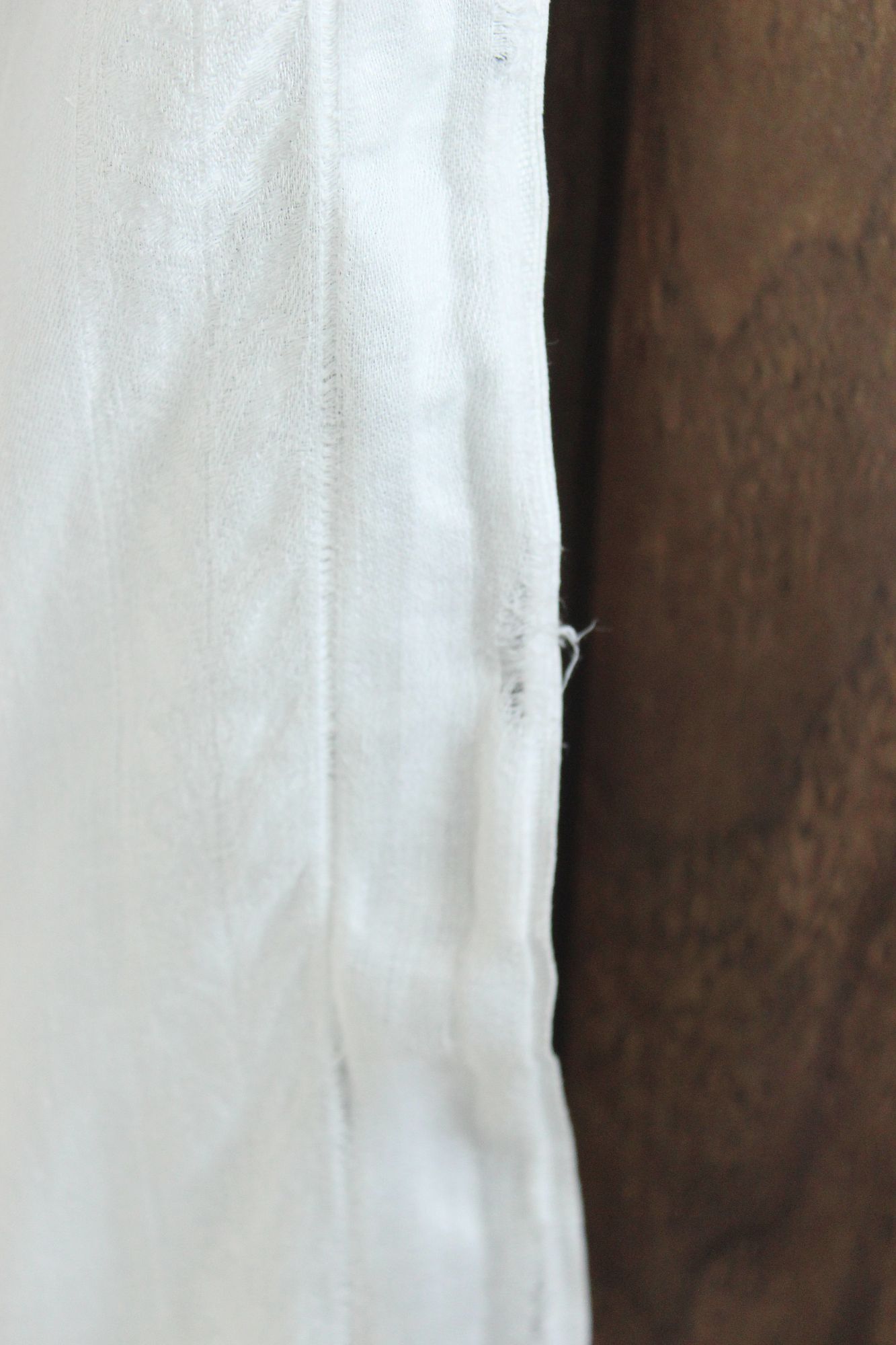 Vintage 1950s 1960s Large White Leaf Cotton Damask Rectangular Tablecloth