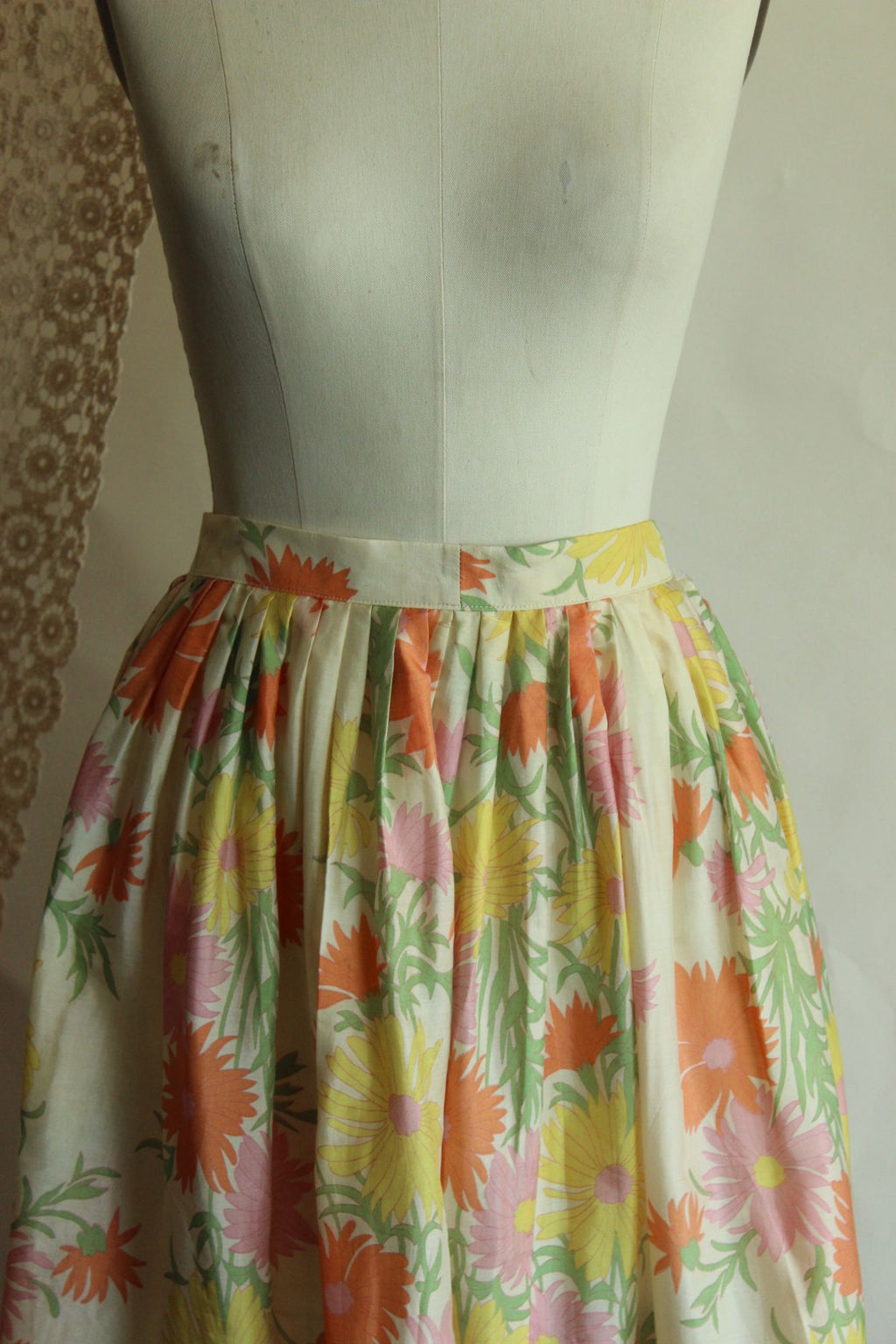 Vintage 1960s Silk Pastel Floral Pleated Circle Skirt