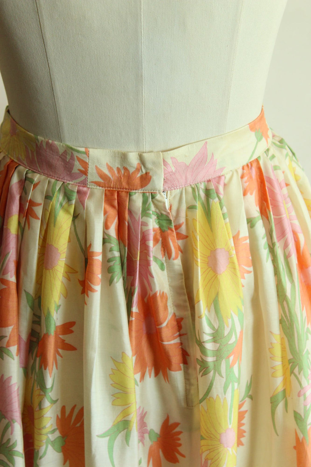 Vintage 1960s Silk Pastel Floral Pleated Circle Skirt