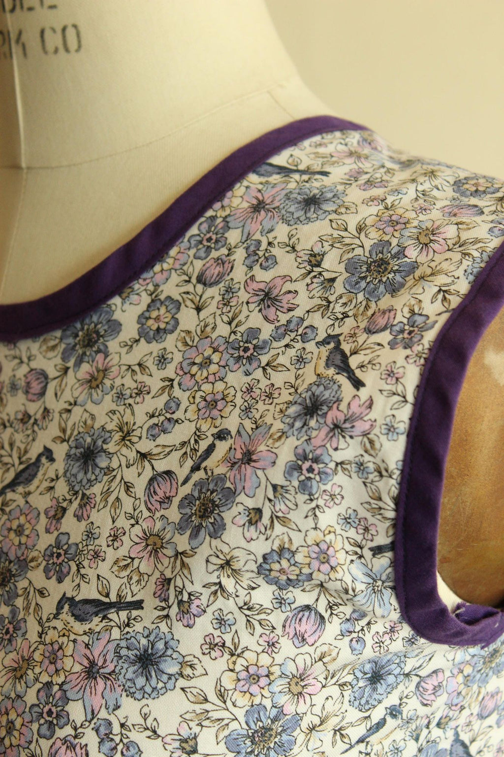 Vintage 1950s Bluebird Print Dress with Pockets