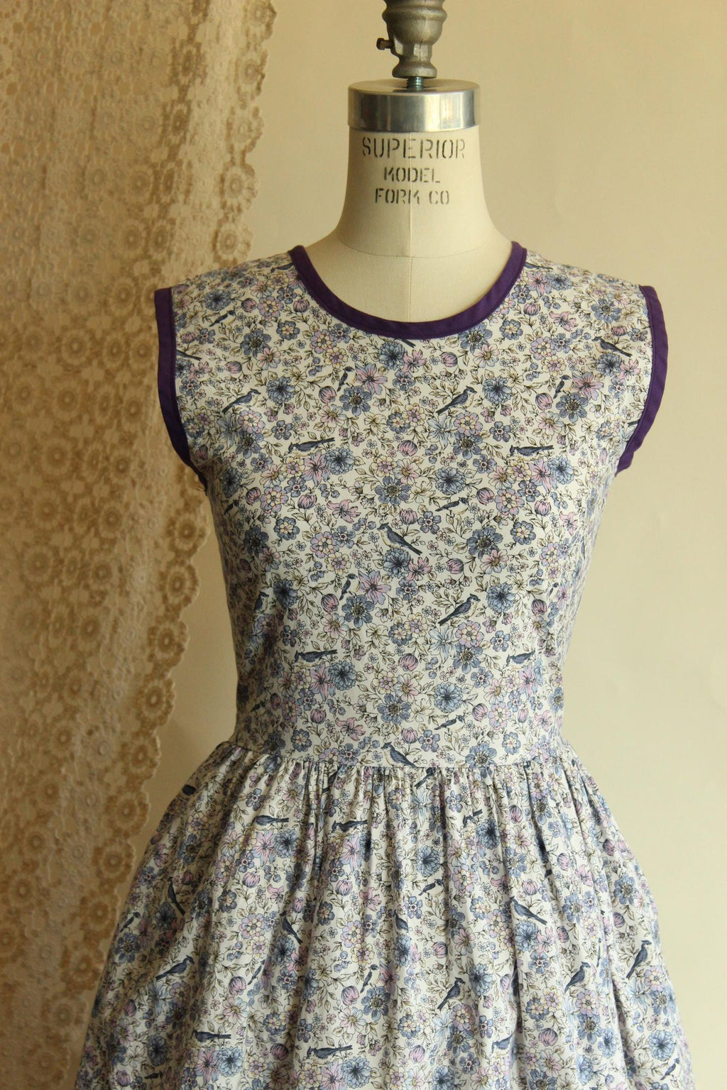 Vintage 1950s Bluebird Print Dress with Pockets