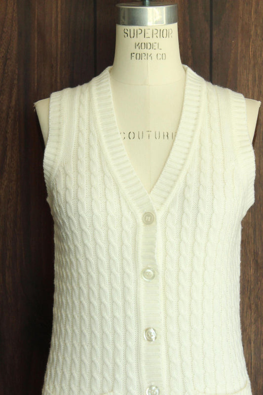 Vintage 1970s 1980s Rosanna White Sleeveless Sweater Vest