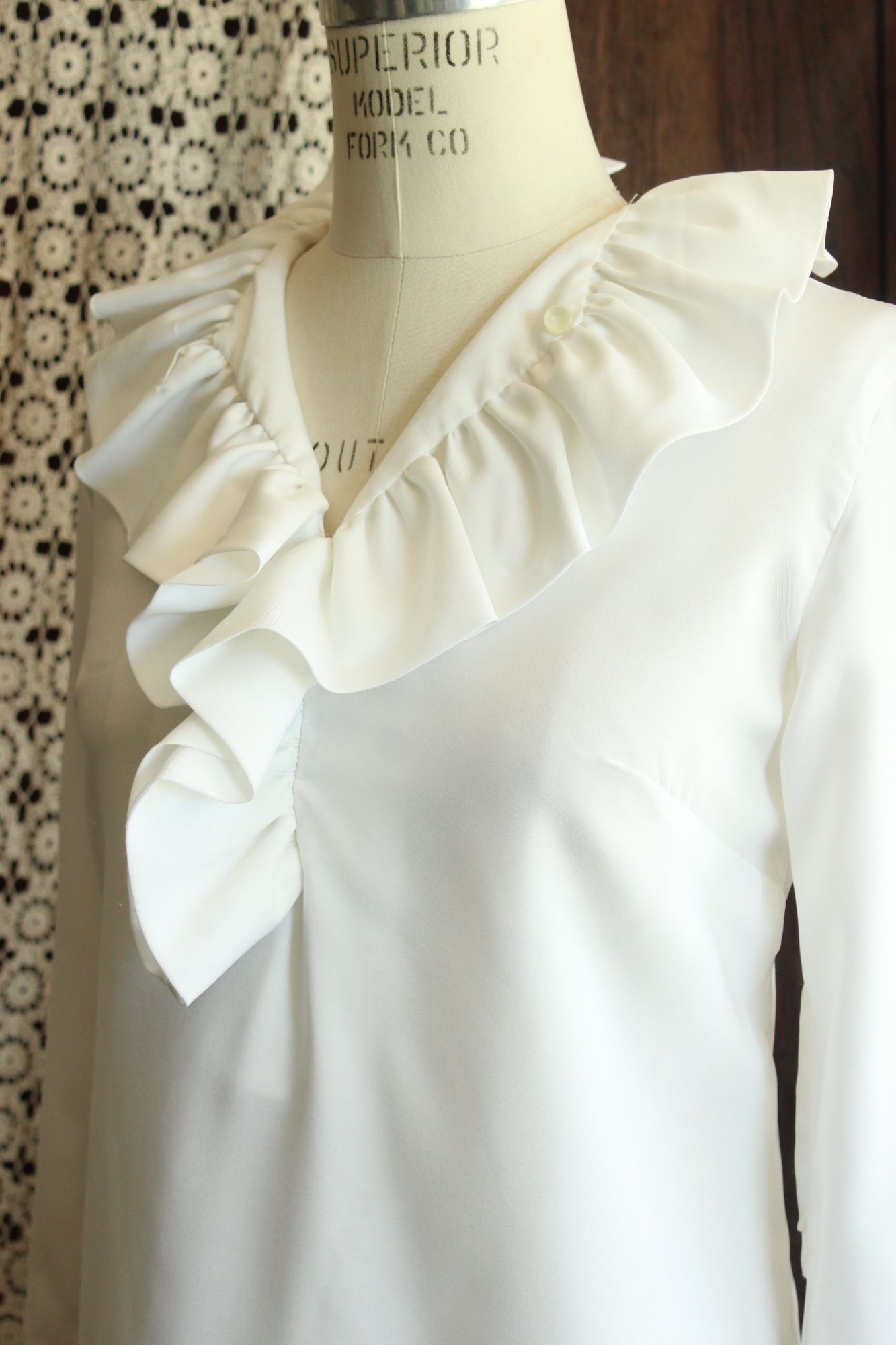 Vintage 1960s Teddi of California White Ruffle Collar Blouse