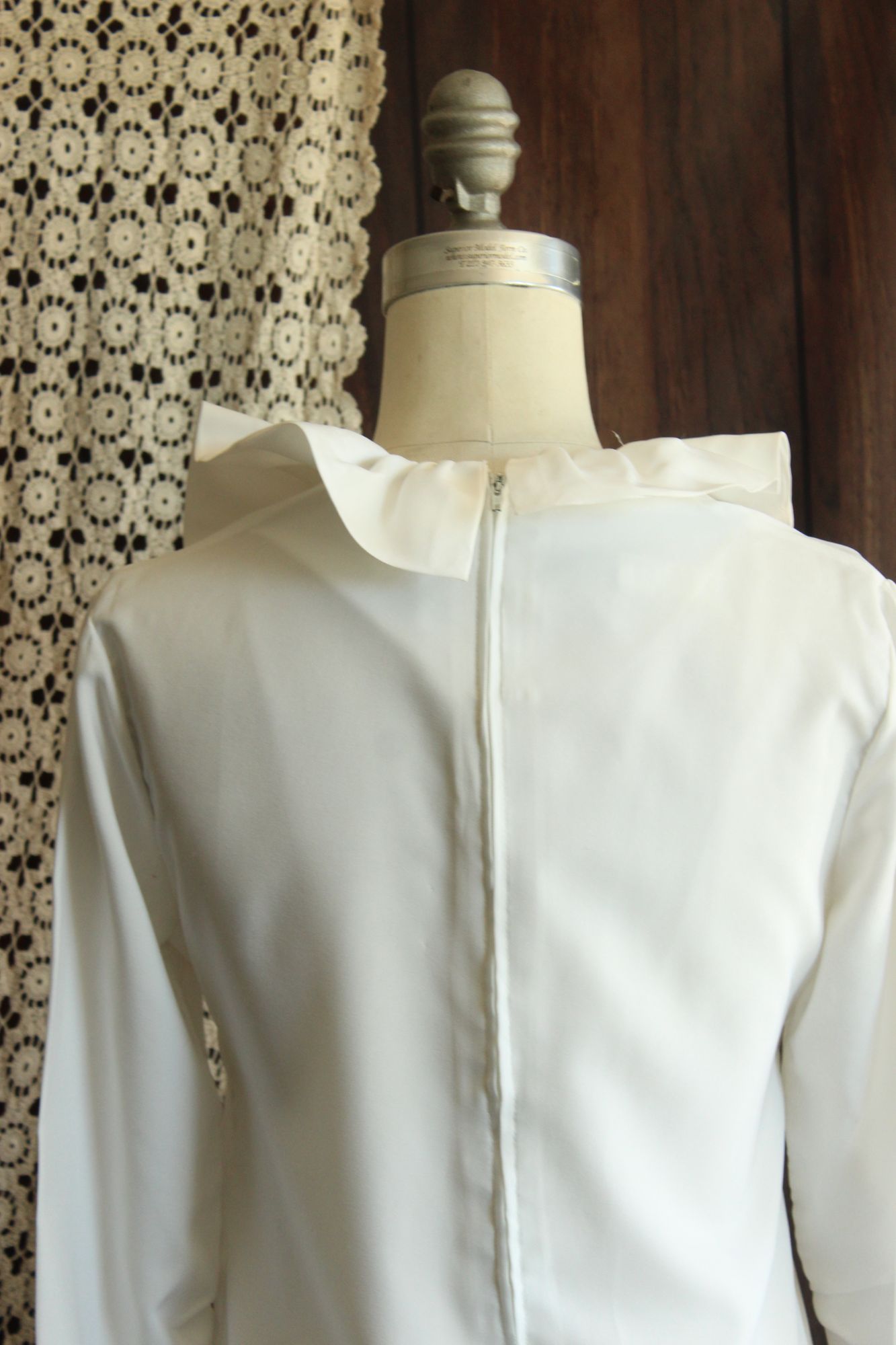 Vintage 1960s Teddi of California White Ruffle Collar Blouse